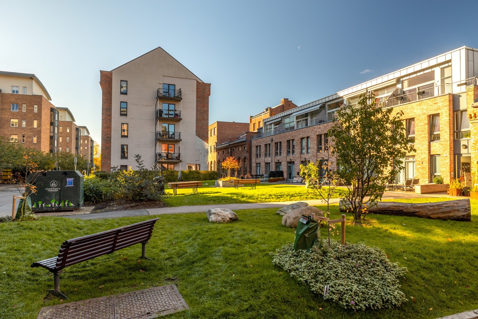 Seksjonen har andel i sameiet Det Lille Grønne, som byr på trivelige og velstelte uteområder Galleribilde
