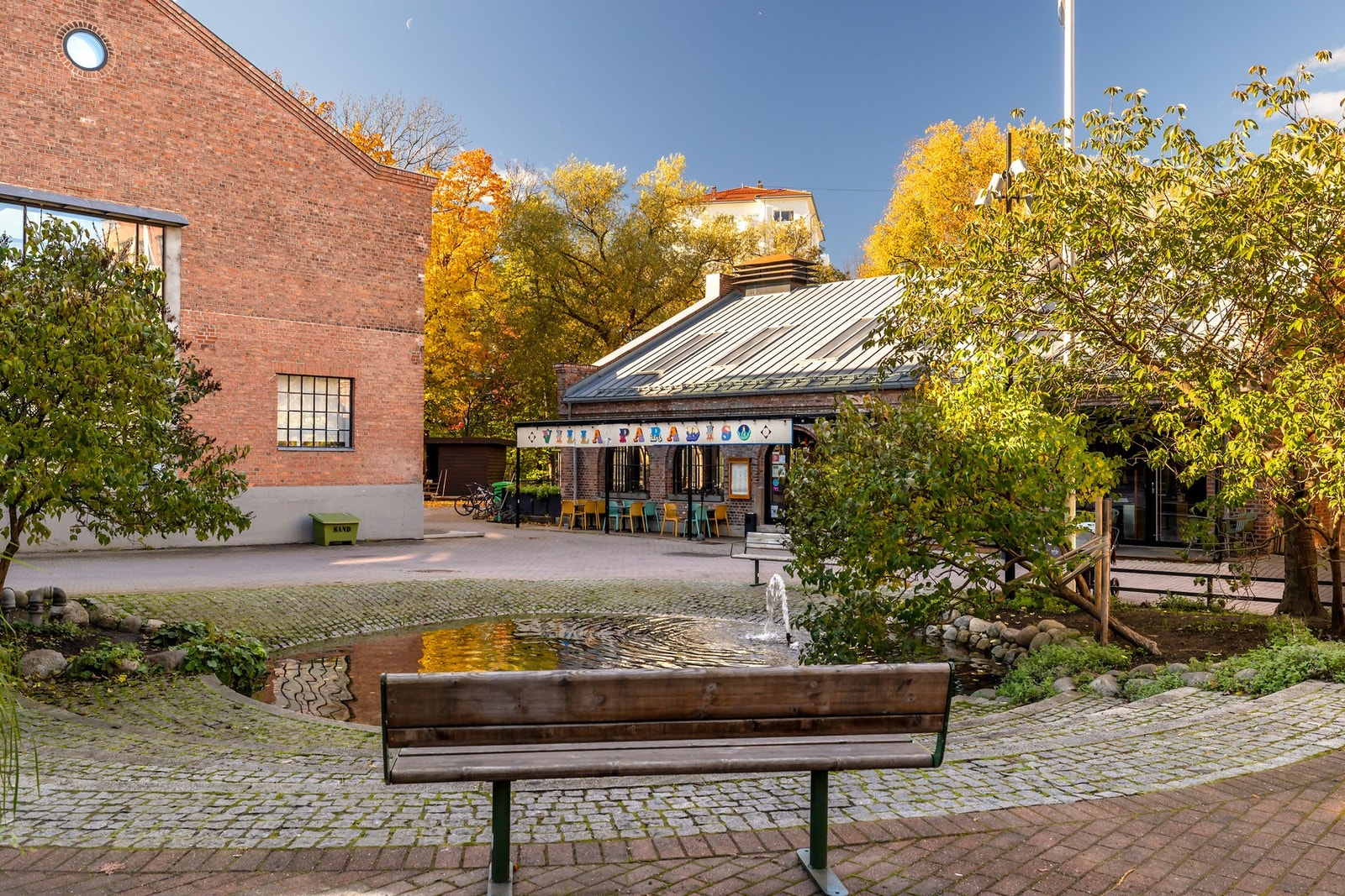 Villa Paradiso Tivoli er en autentisk italiensk restaurant. Her får du servert napolitansk pizza laget i vedfyrt steinovn og andre delikate retter fra middelhavsområdet Galleribilde