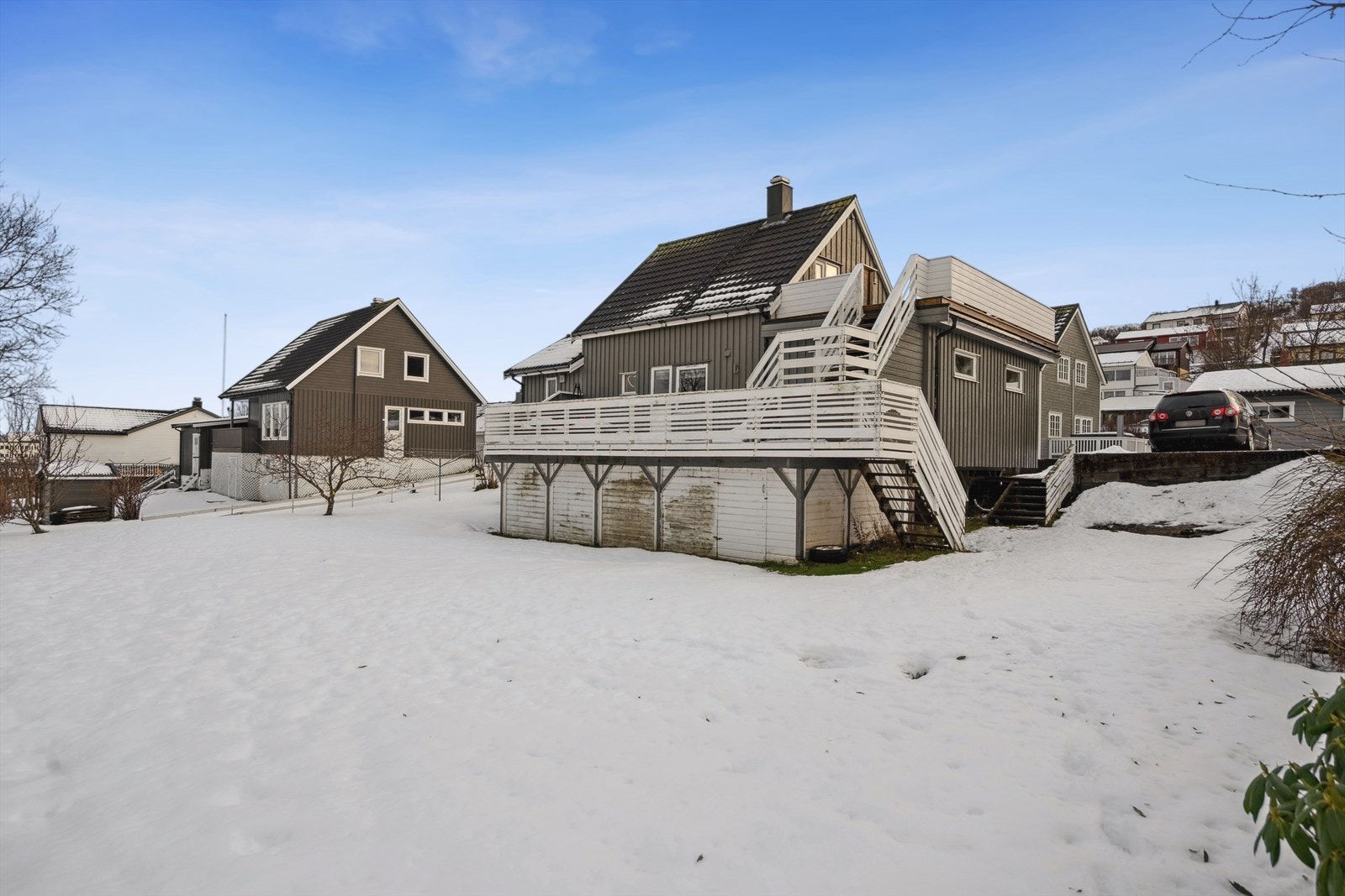 Her får man en innholdsrik enebolig med store uteområder Galleribilde