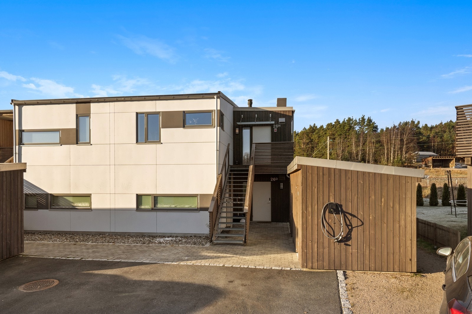 Til leiligheten hører det med en utvendig bod og fast parkeringsplass. Galleribilde