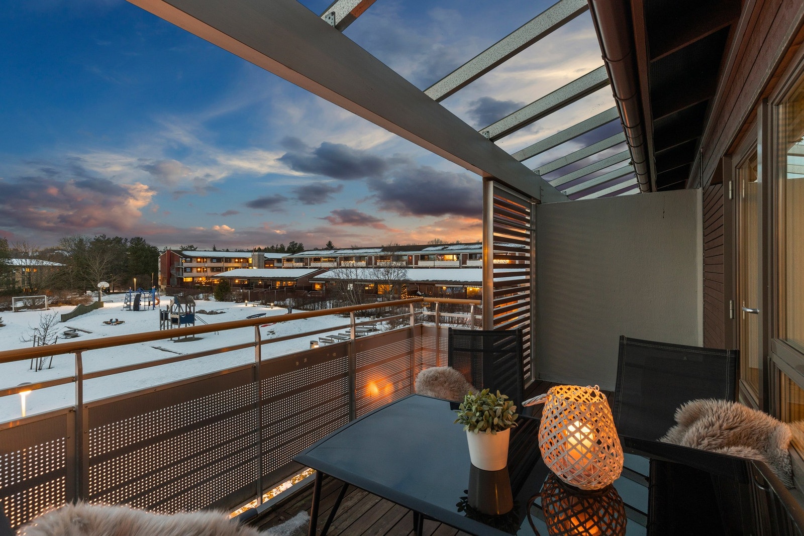 Her får du gode solforhold og fin utsikt av nærområdet Galleribilde