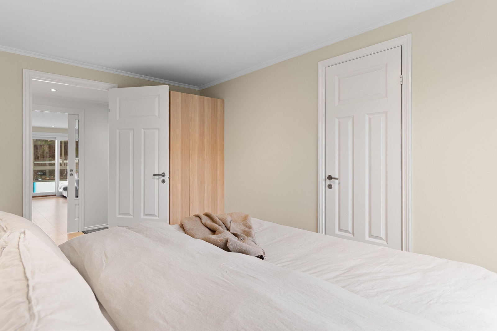 - Mange bruker boden her som walk-in garderobe - Galleribilde