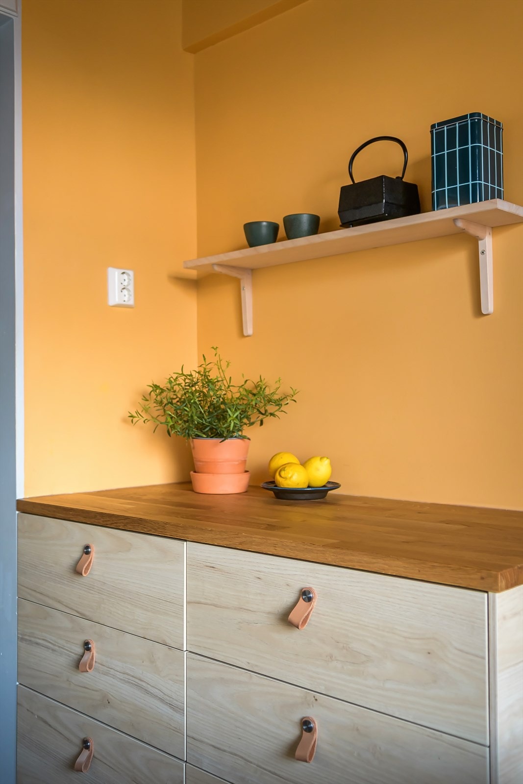 Detaljer kjøkken. Galleribilde