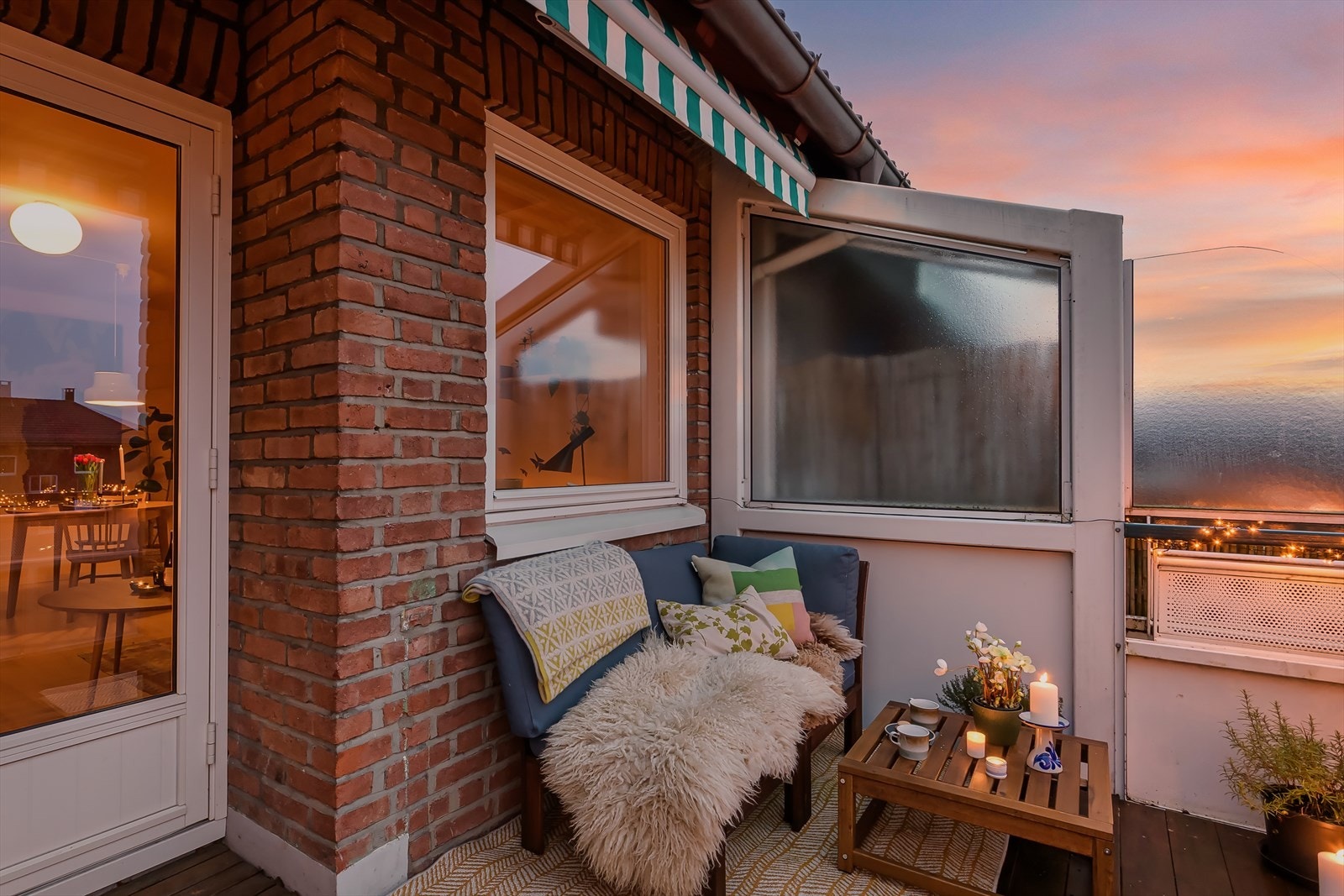 Fantastisk kveldsstemning på balkongen. Galleribilde