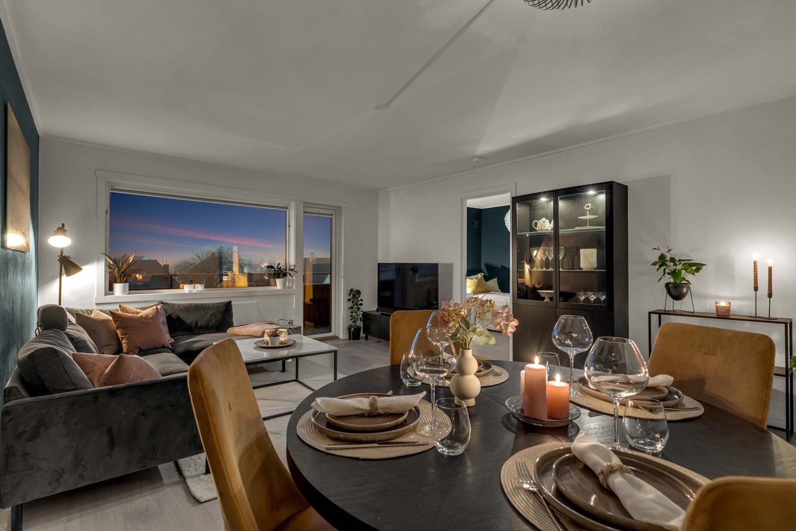 Eiliv Solheim ved Nordvik Lillestrøm har gleden av å presentere Sagdalsveien 13B! Foto: Anders Botnmark Galleribilde