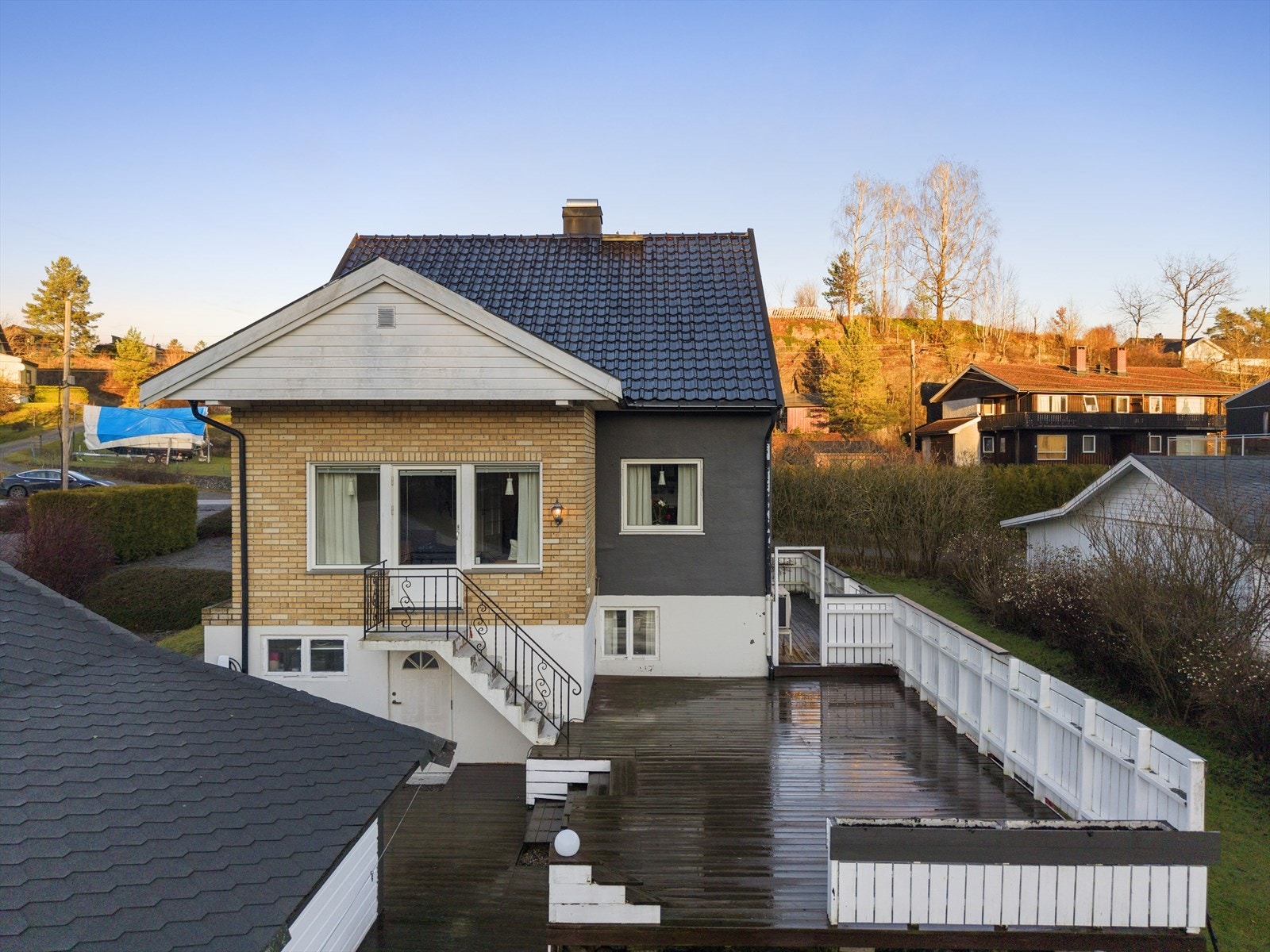 Boligen ligger i et attraktivt og etablert boligområde på Heistad Galleribilde