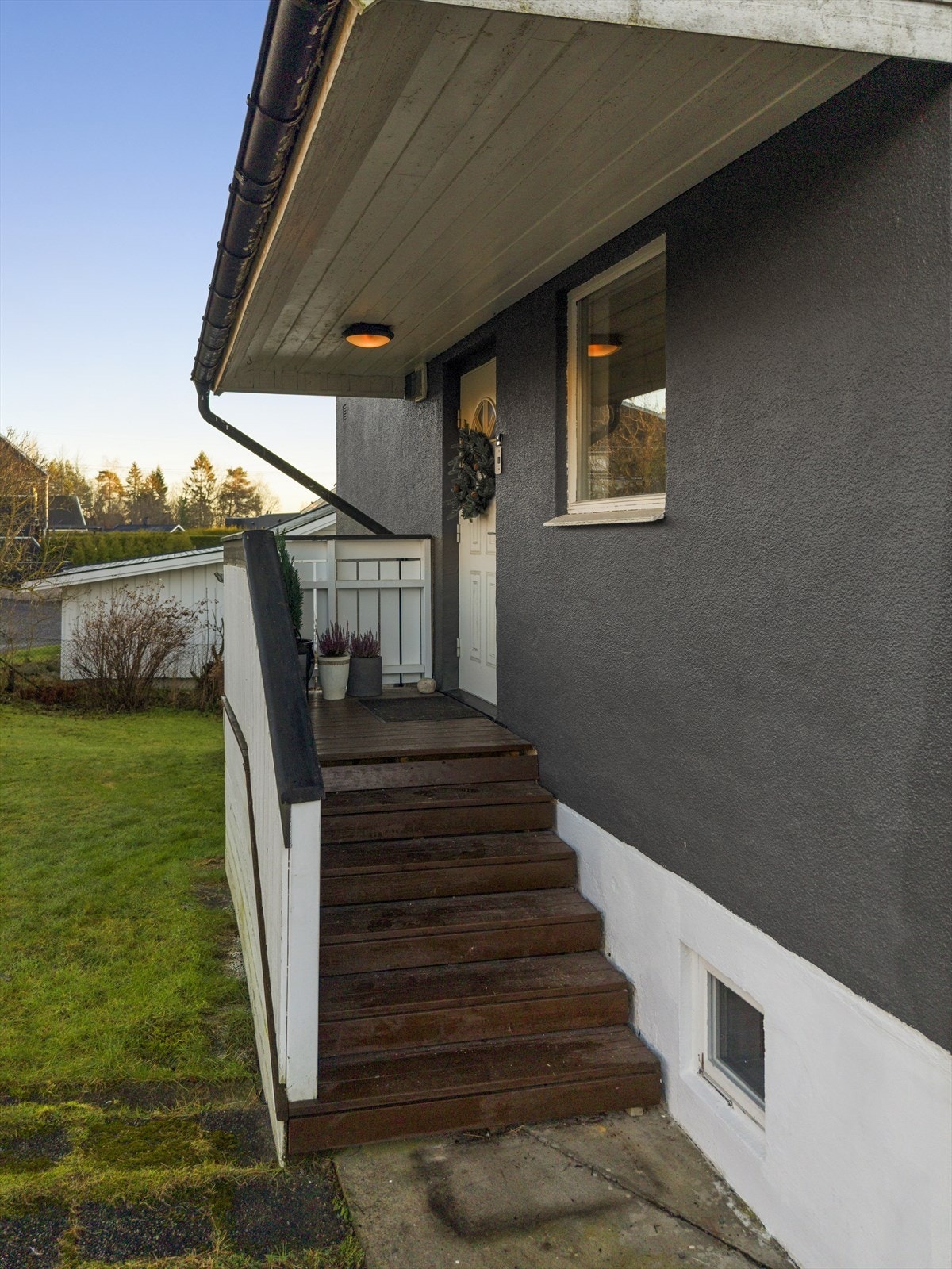 Overbygget inngangsparti Galleribilde