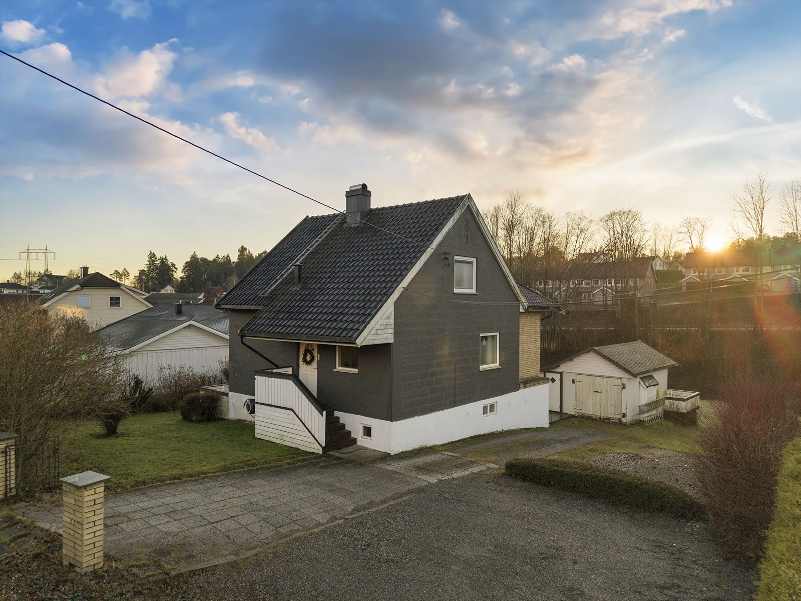 Fra boligen er det gangavstand til barnehage, skole og idrettsanlegg Galleribilde