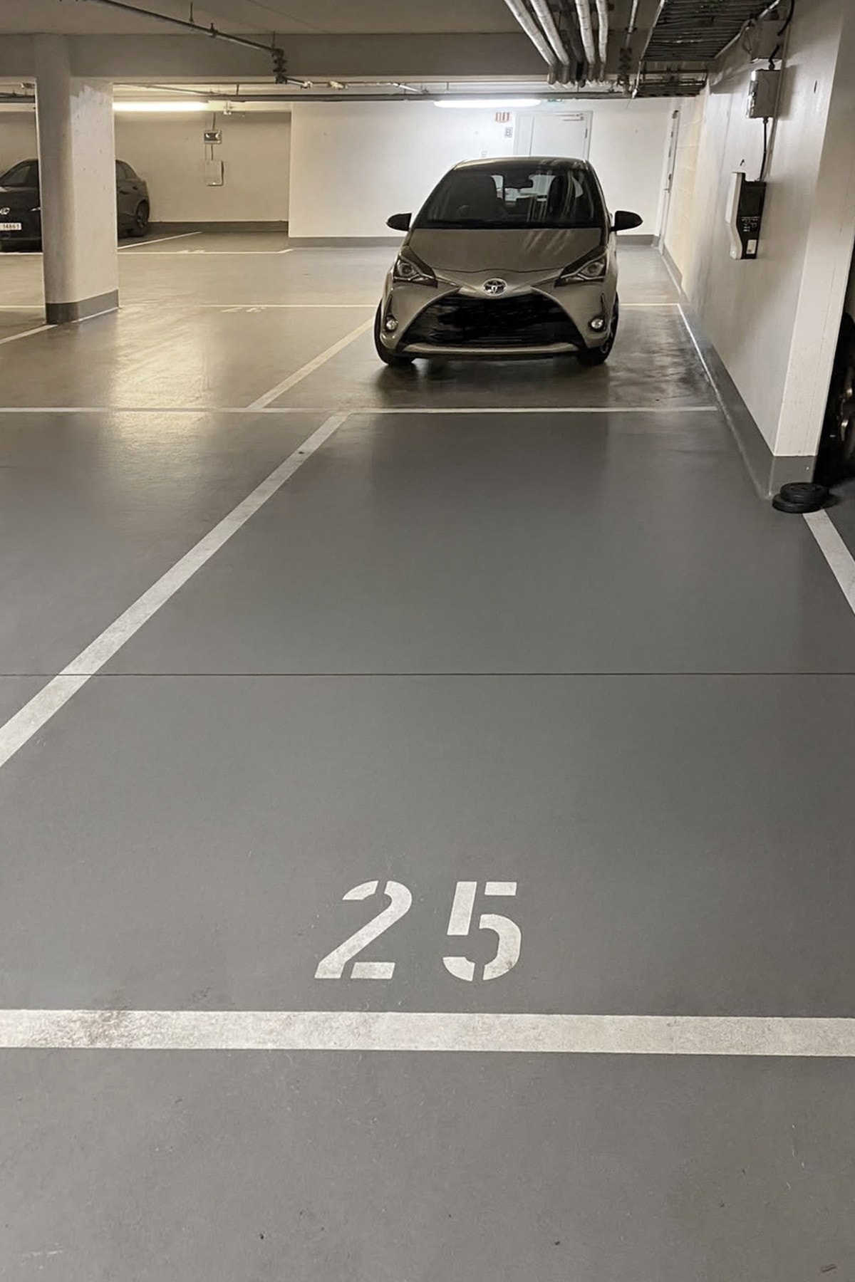 Det medfølger en garasjeplass nr. 25, som ligger i Malerhaugveien 34 boligsameiet. OBS! Ikke samme bygg. Galleribilde