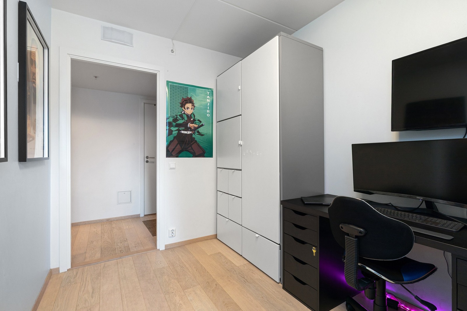 Rommet egner seg godt som f.eks. barnerom, gjesteværelse eller hjemmekontor. Galleribilde