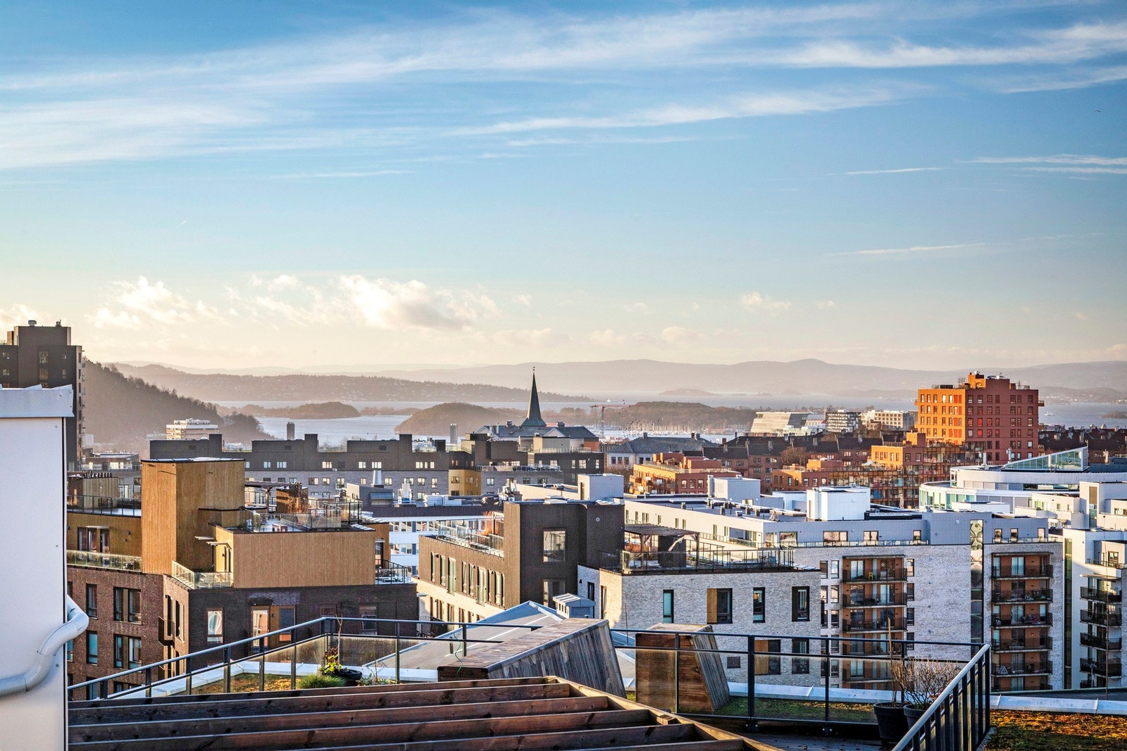 Her oppleves nydelig utsikt mot Oslofjorden, Holmenkollen og Oslo by Galleribilde