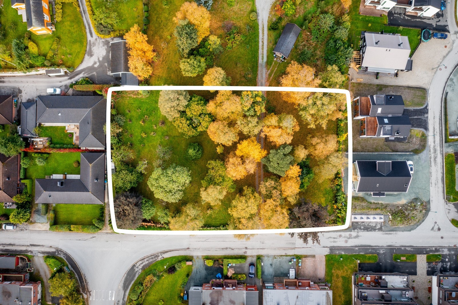 Unik eiendomstomt på litt over 3,1 mål. Galleribilde