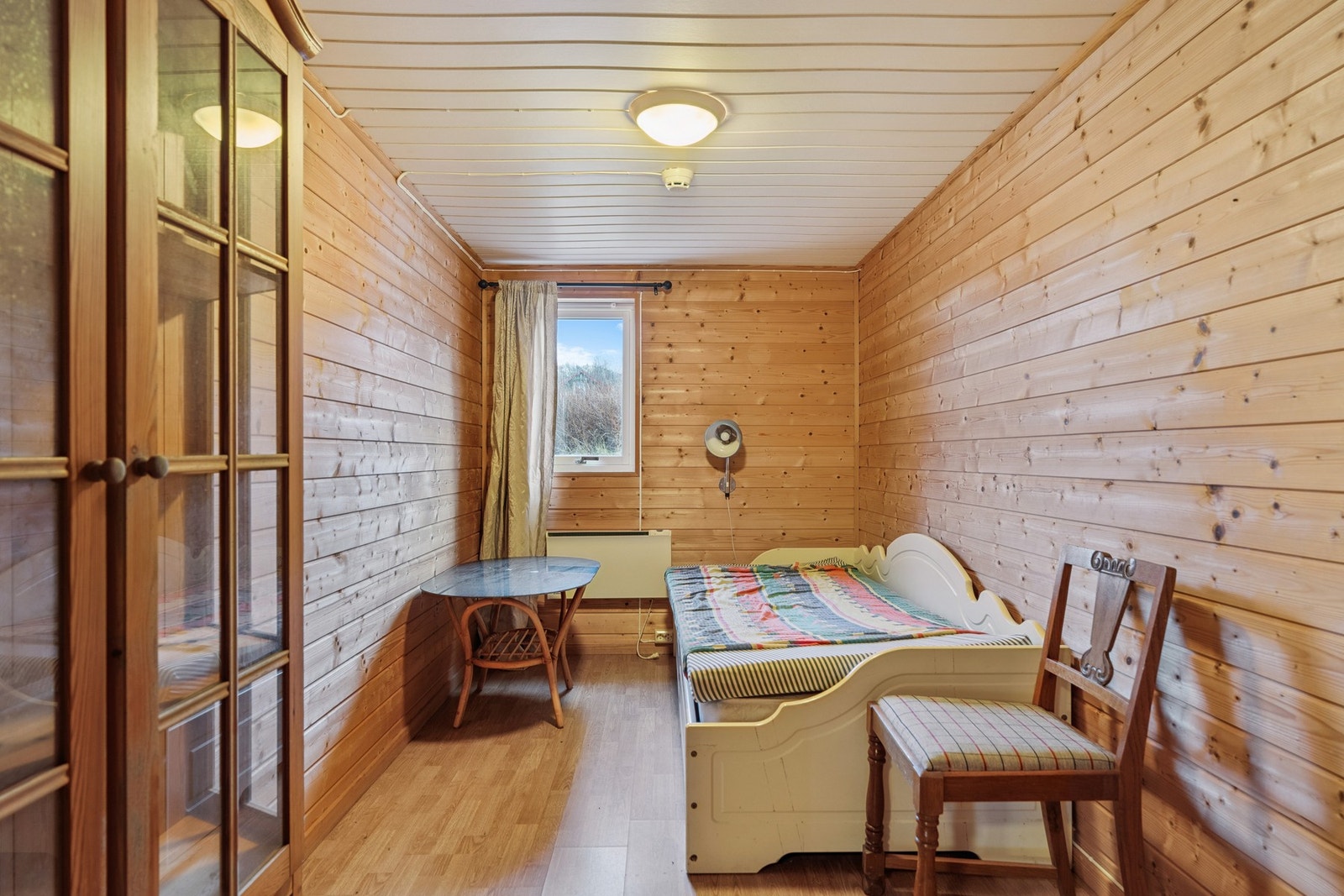 Disp. rom i kjeller Galleribilde