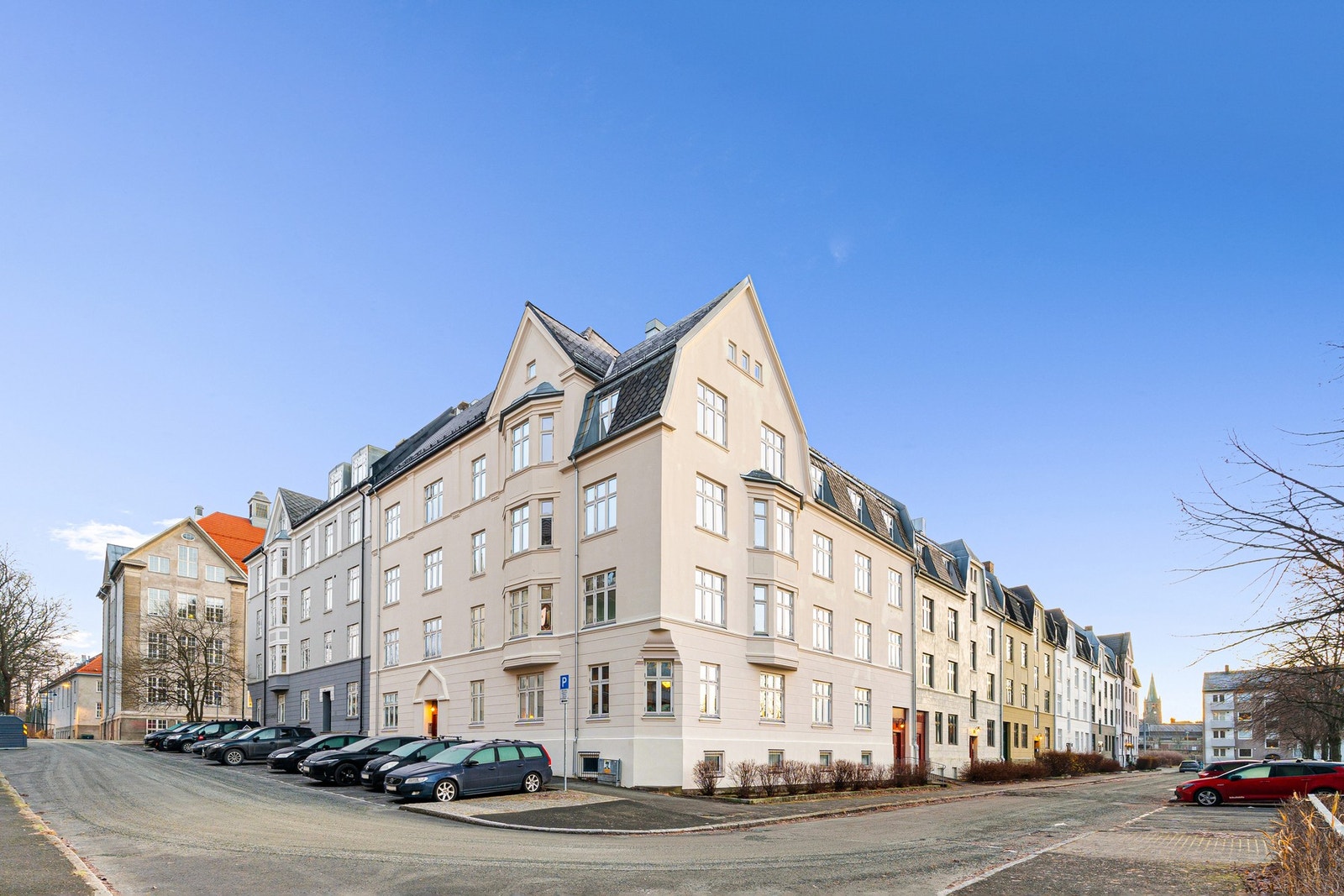 EiendomsMegler 1 v/Sondre Grønning har gleden av å presentere Gardemoens gate 11 A! Galleribilde