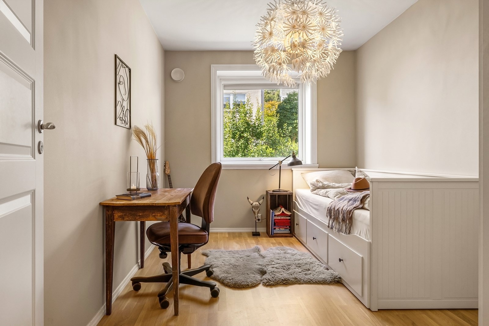 Soverom nummer en i hovedetasjen. Galleribilde