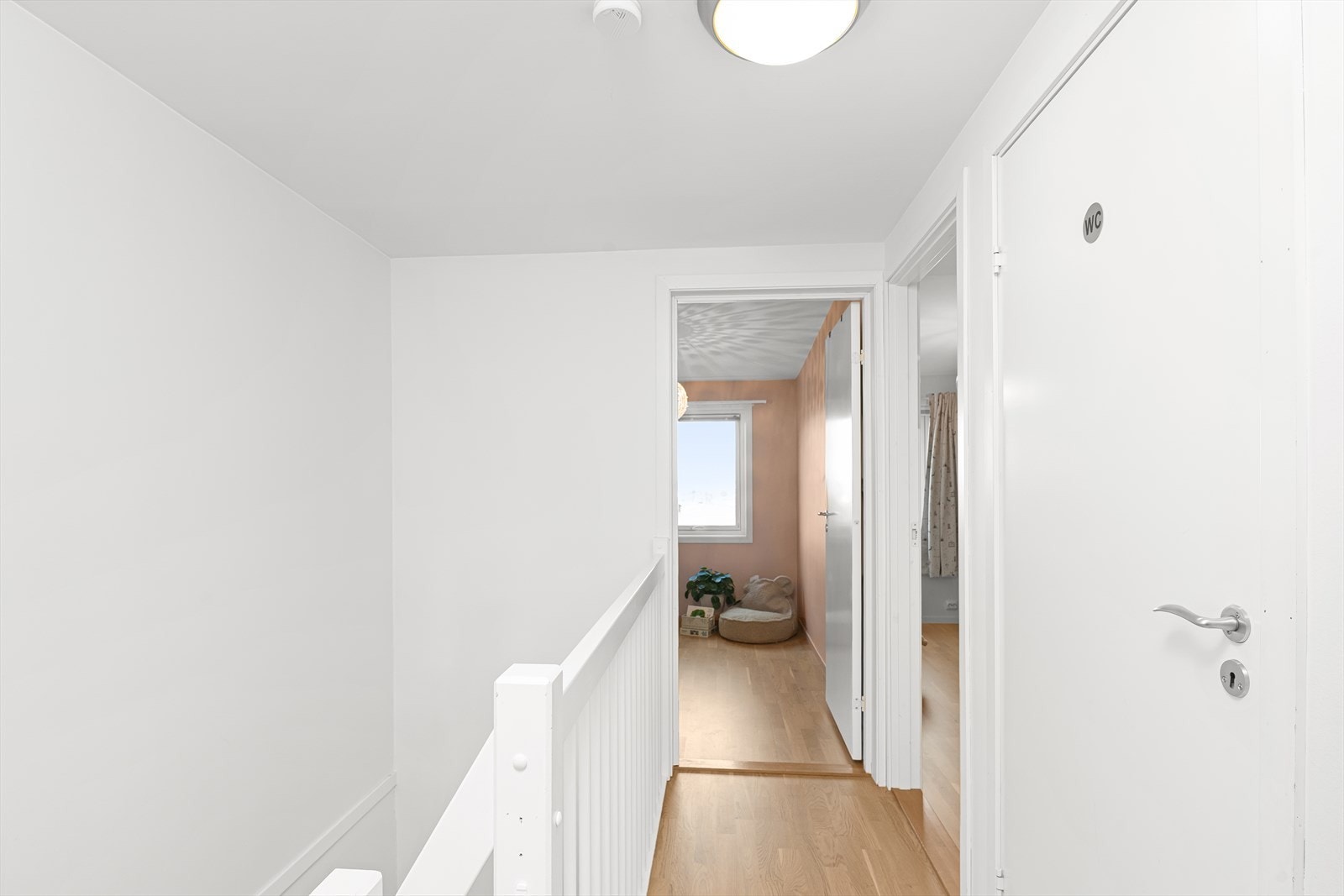 Gang i loftsetasjen. Galleribilde