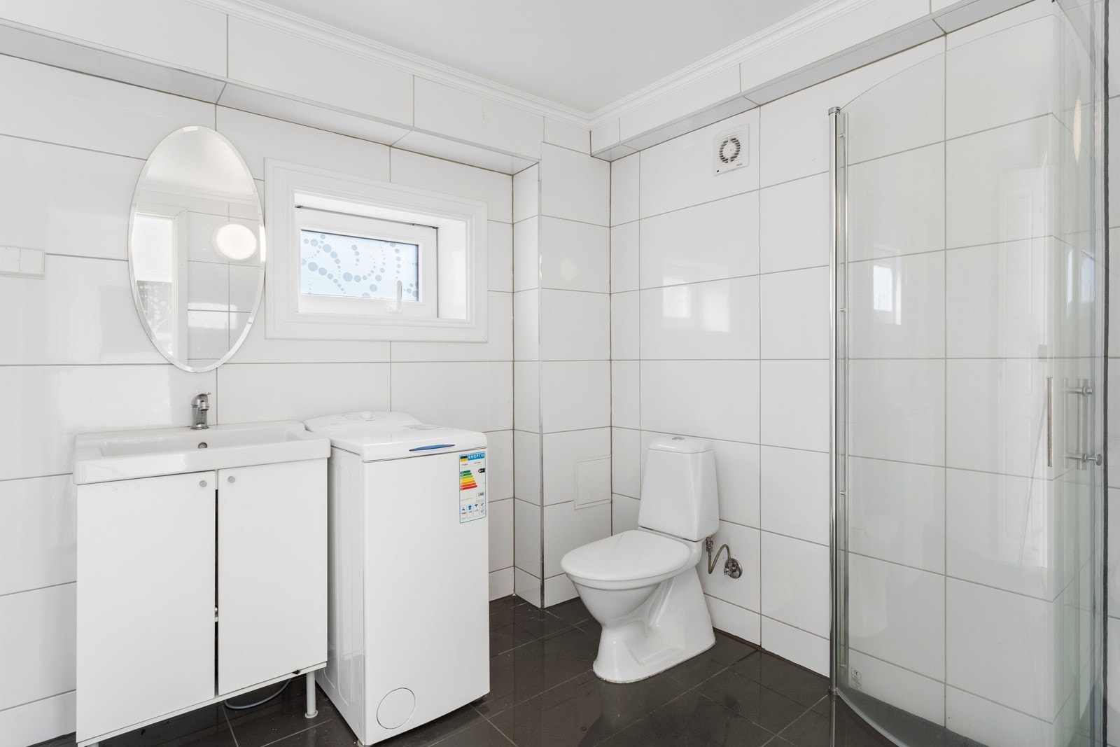 bad nede Galleribilde