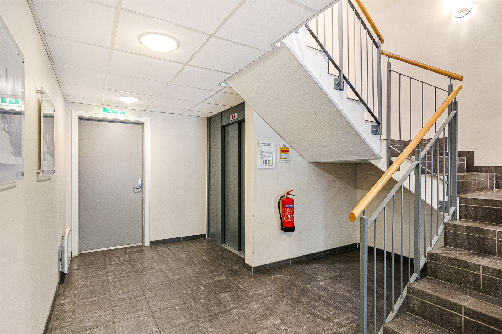 Sameiet har heis med direkte adkomst til felles takterrasse Galleribilde