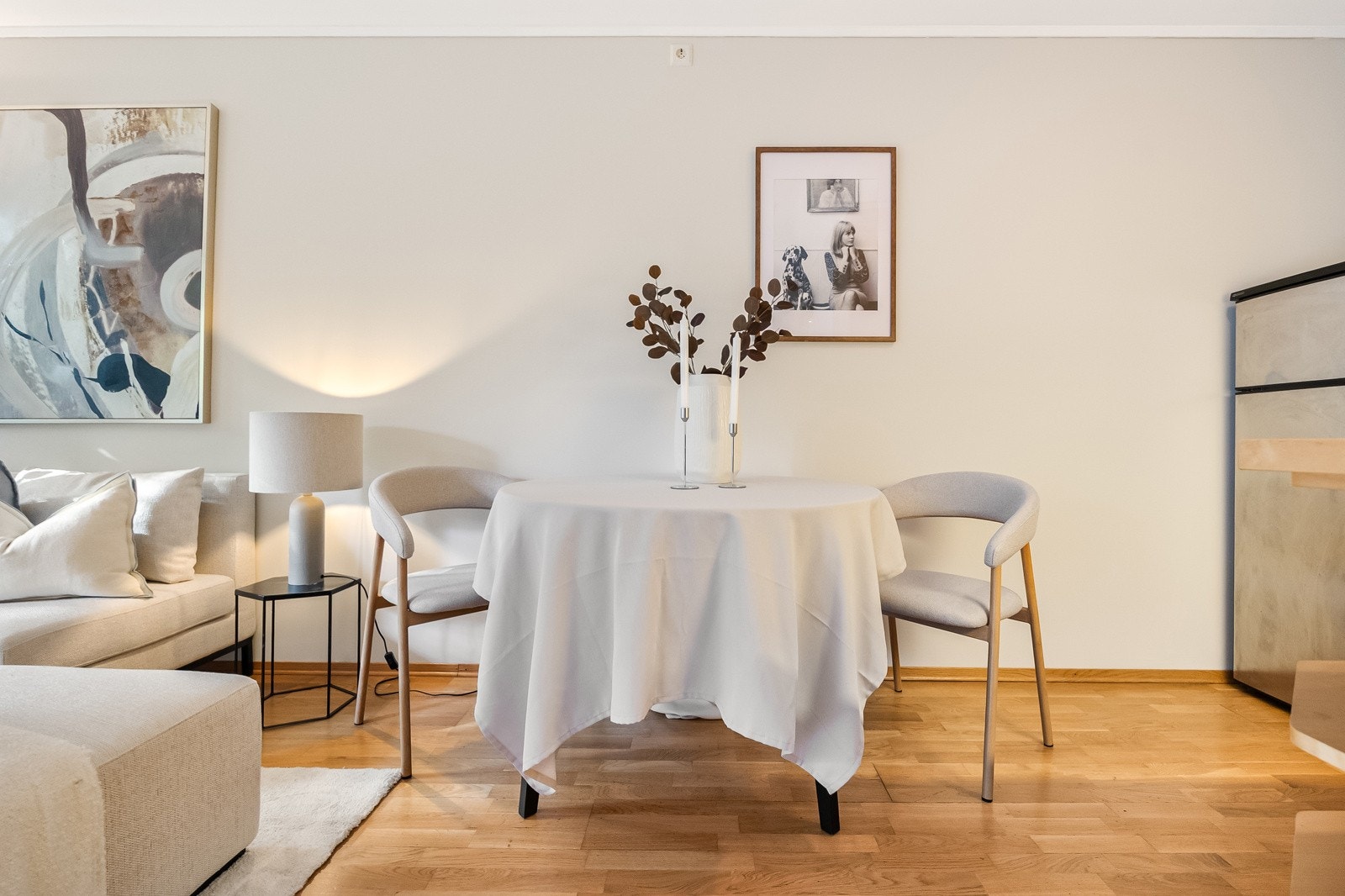 Perfekt spisesone for hyggelige middager med venner og familie Galleribilde