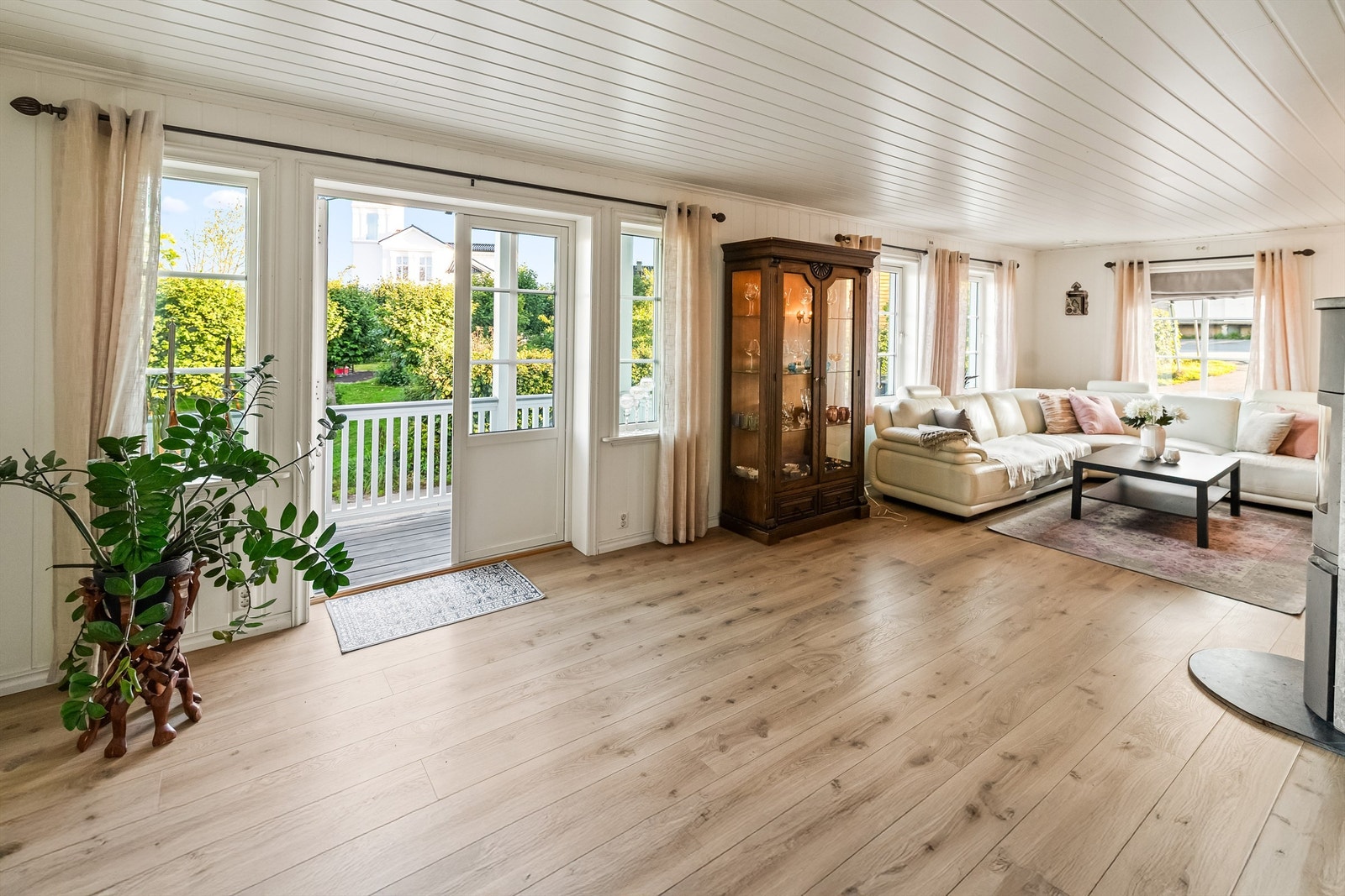 Fra stuen er det utgang til egen luftebalkong. Galleribilde