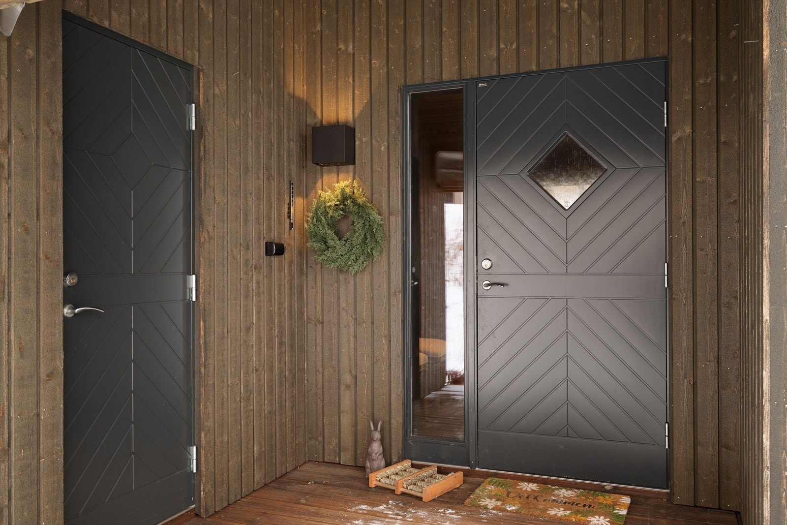 Inngansparti og adkomst til utebod Galleribilde