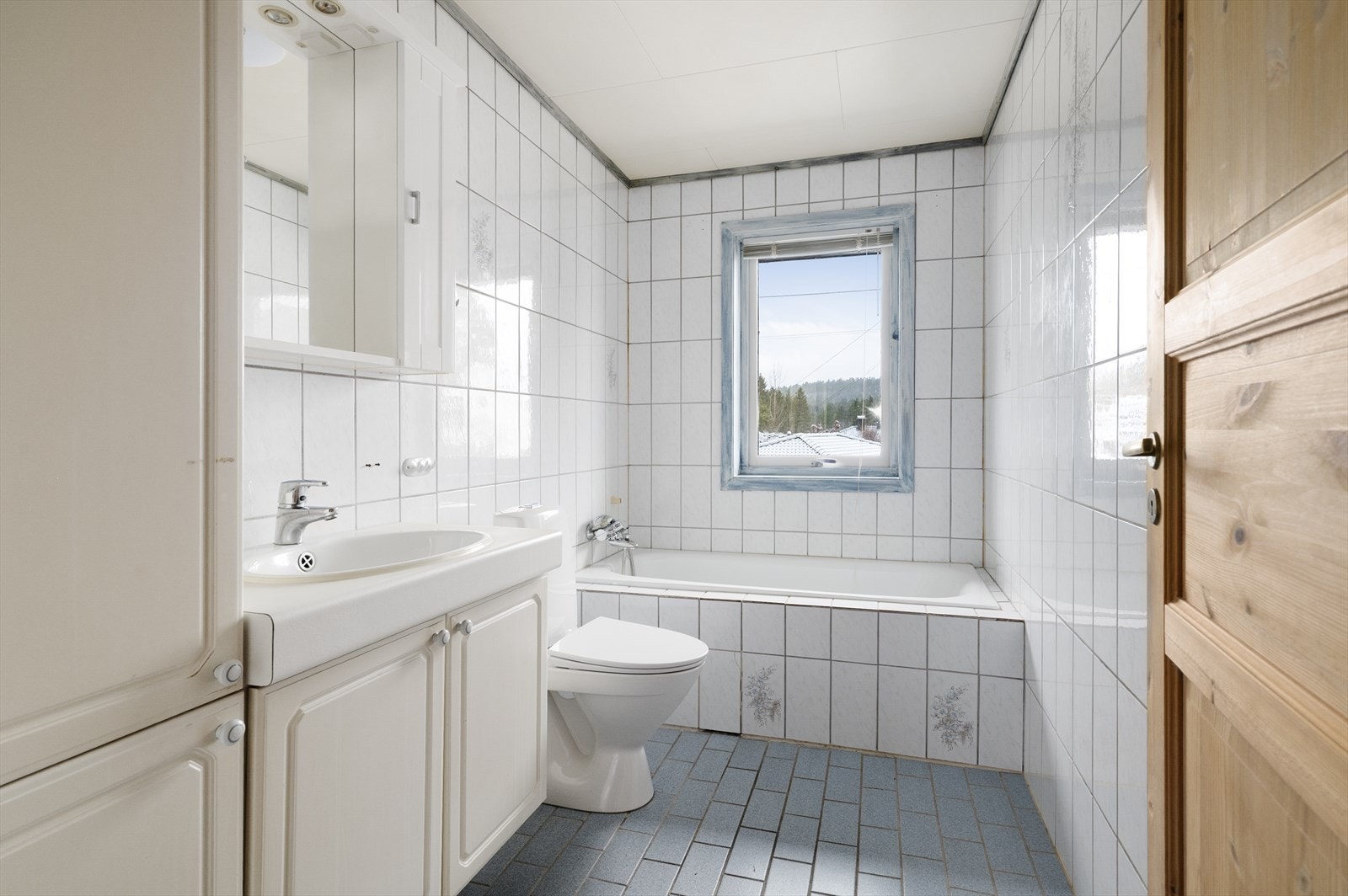 Bad i 2.etasje Galleribilde