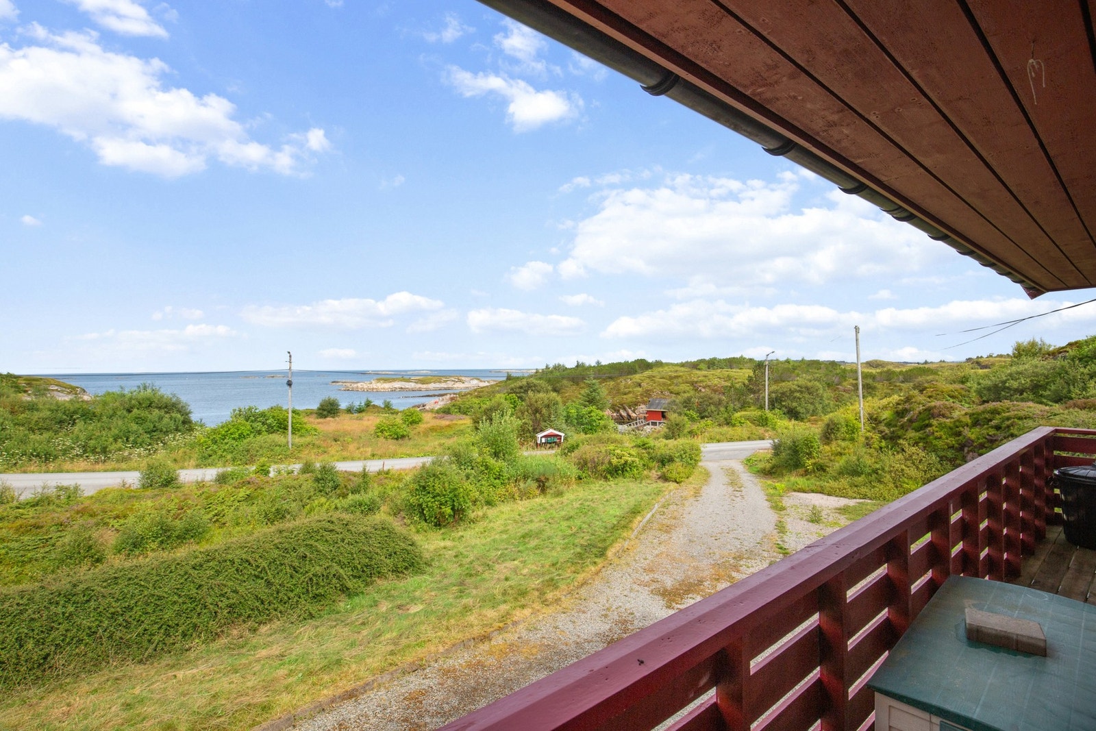 Enebolig m/garasje på flotte Storsandøya Galleribilde