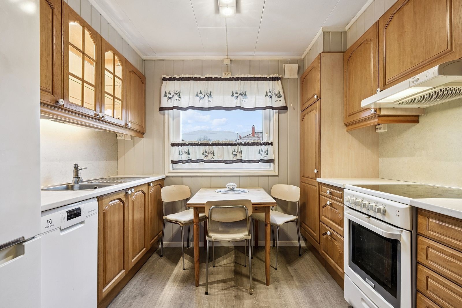 Hvitevarer medfølger handelen. Galleribilde