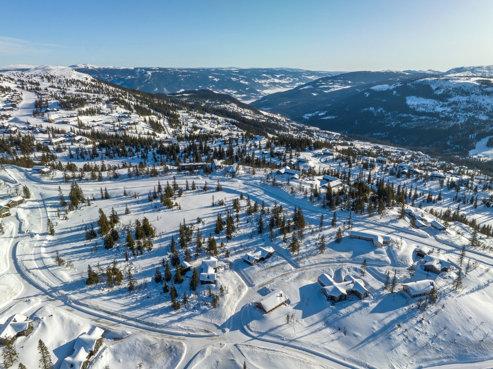 Hytta ligger i naturskjønne omgivelser nær Kvitfjelltoppen Galleribilde