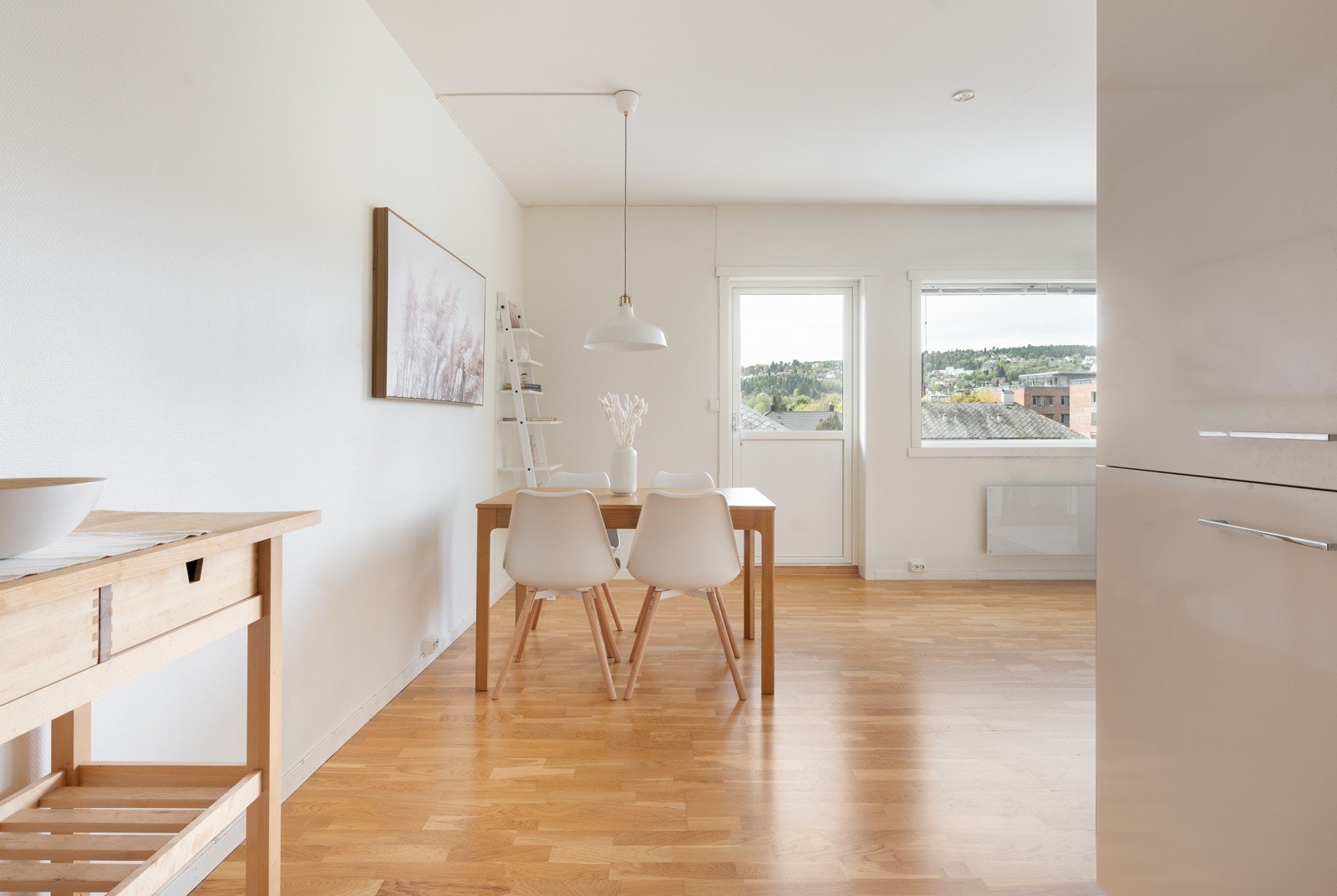 Vindu og balkongdør ble byttet i regi sameiet i 2020. Galleribilde