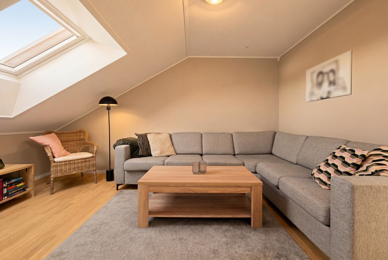 Himlingshøyden er på 2,4 meter i loftsetasjen. Galleribilde