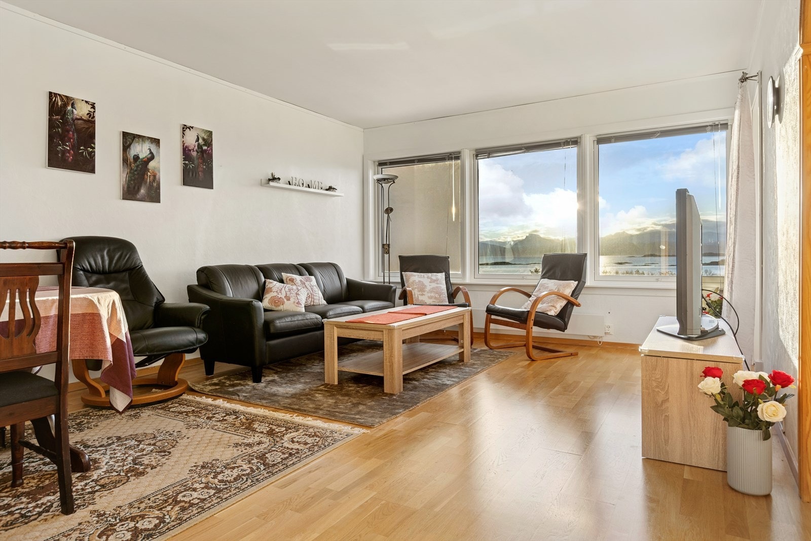 Velkommen til Grønnliveien 5A - En tilbaketrukket 3-roms andelsleilighet med attraktiv beliggenhet på Stangnes. Galleribilde