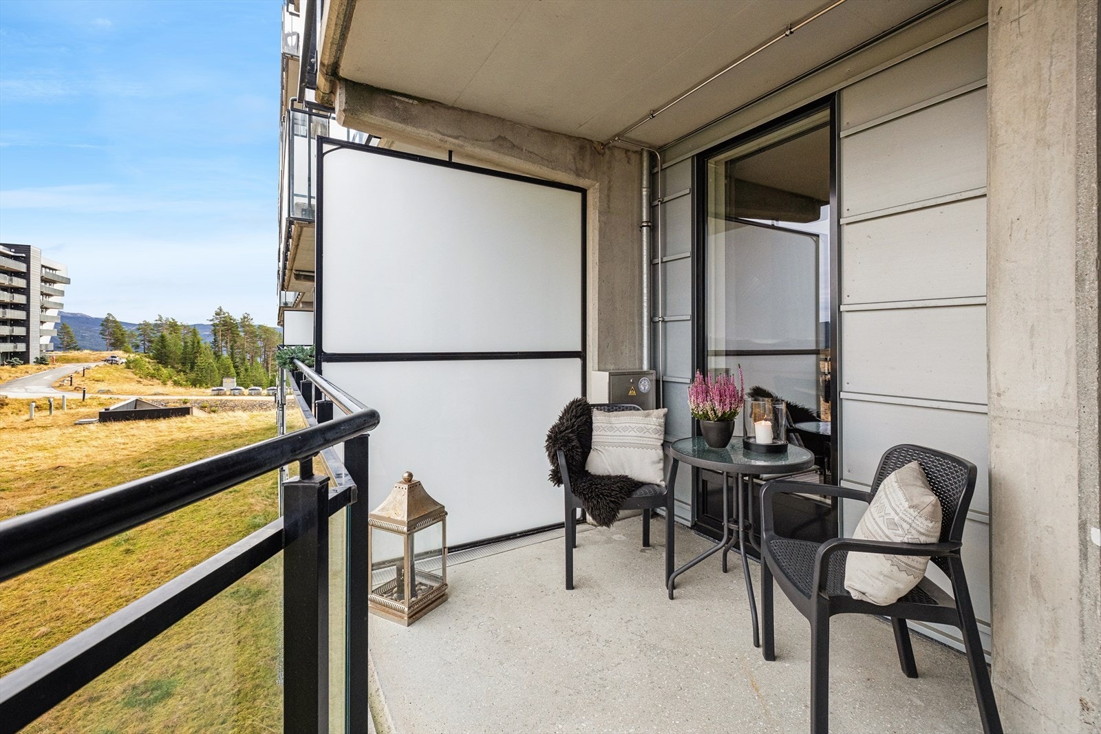 Utenfor stuen har du en balkong på 7 kvm. Galleribilde