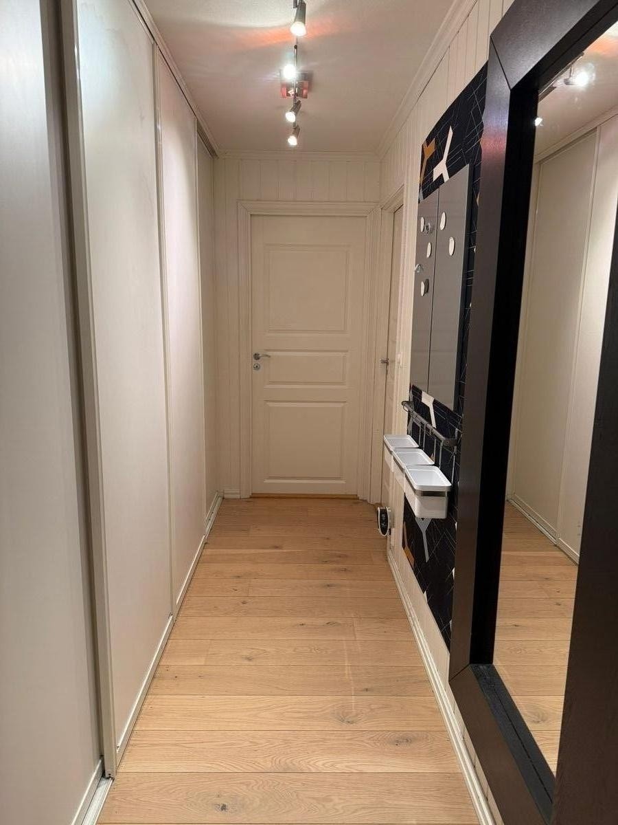 Felles gang mot t av rommene. Galleribilde