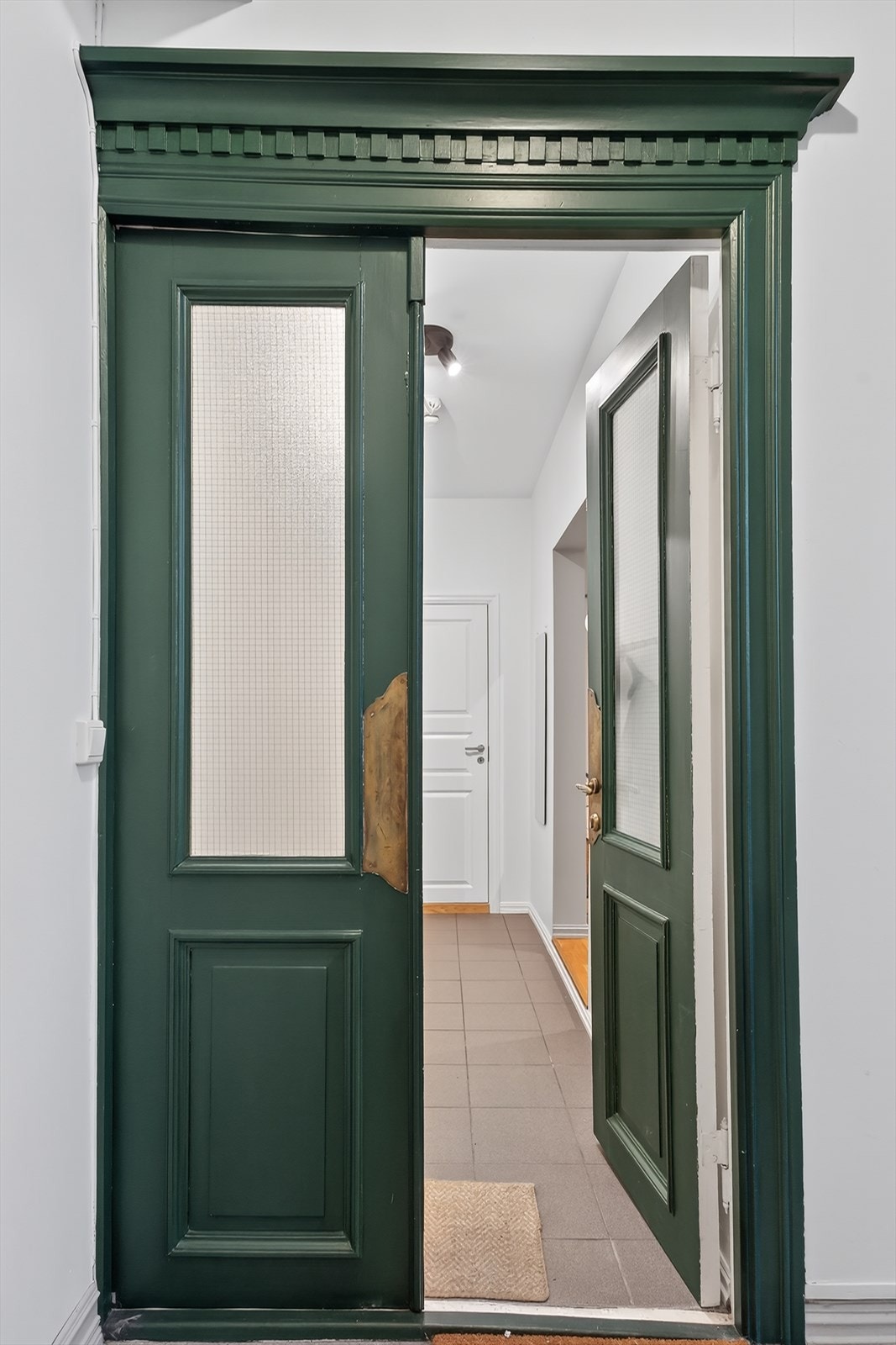 Felles gang. Galleribilde