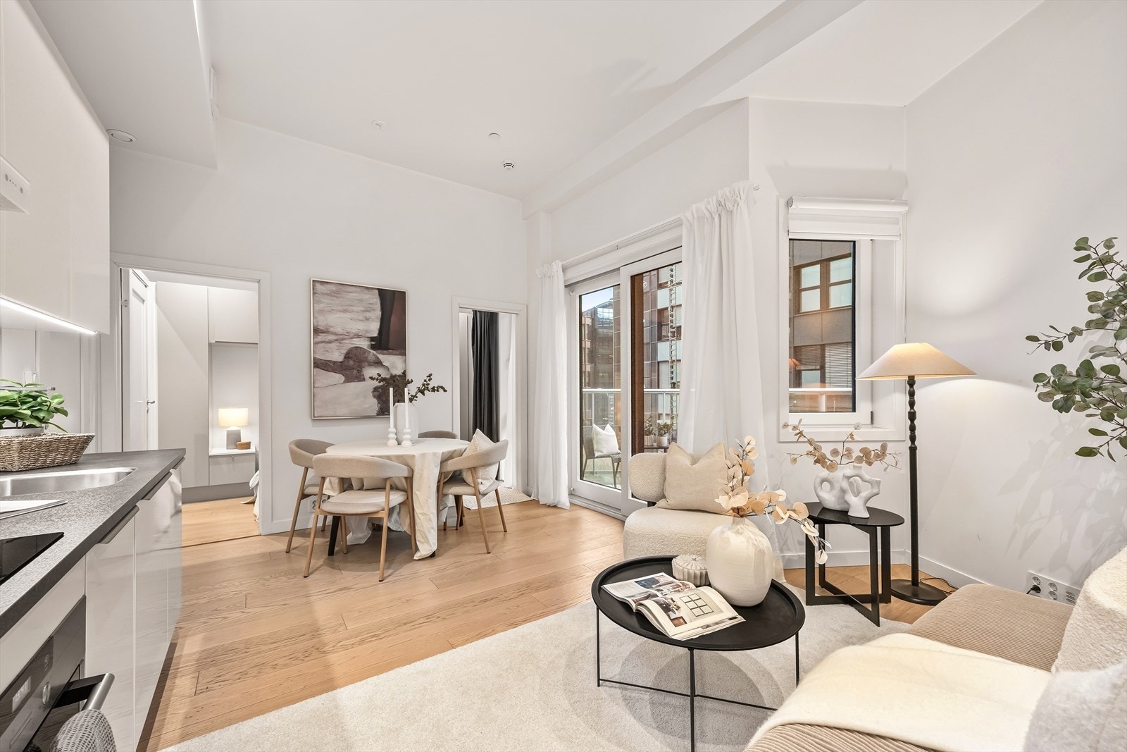 Fridtjof Nansens vei 5B - Presentert av Renate Finnanger Fløan v/Nordvik Majorstuen Foto: Oh Shots Galleribilde