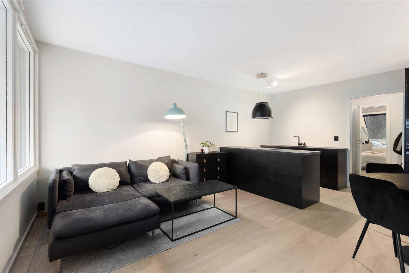 Romløsningen skaper fine, definerte soner for møblering. Galleribilde