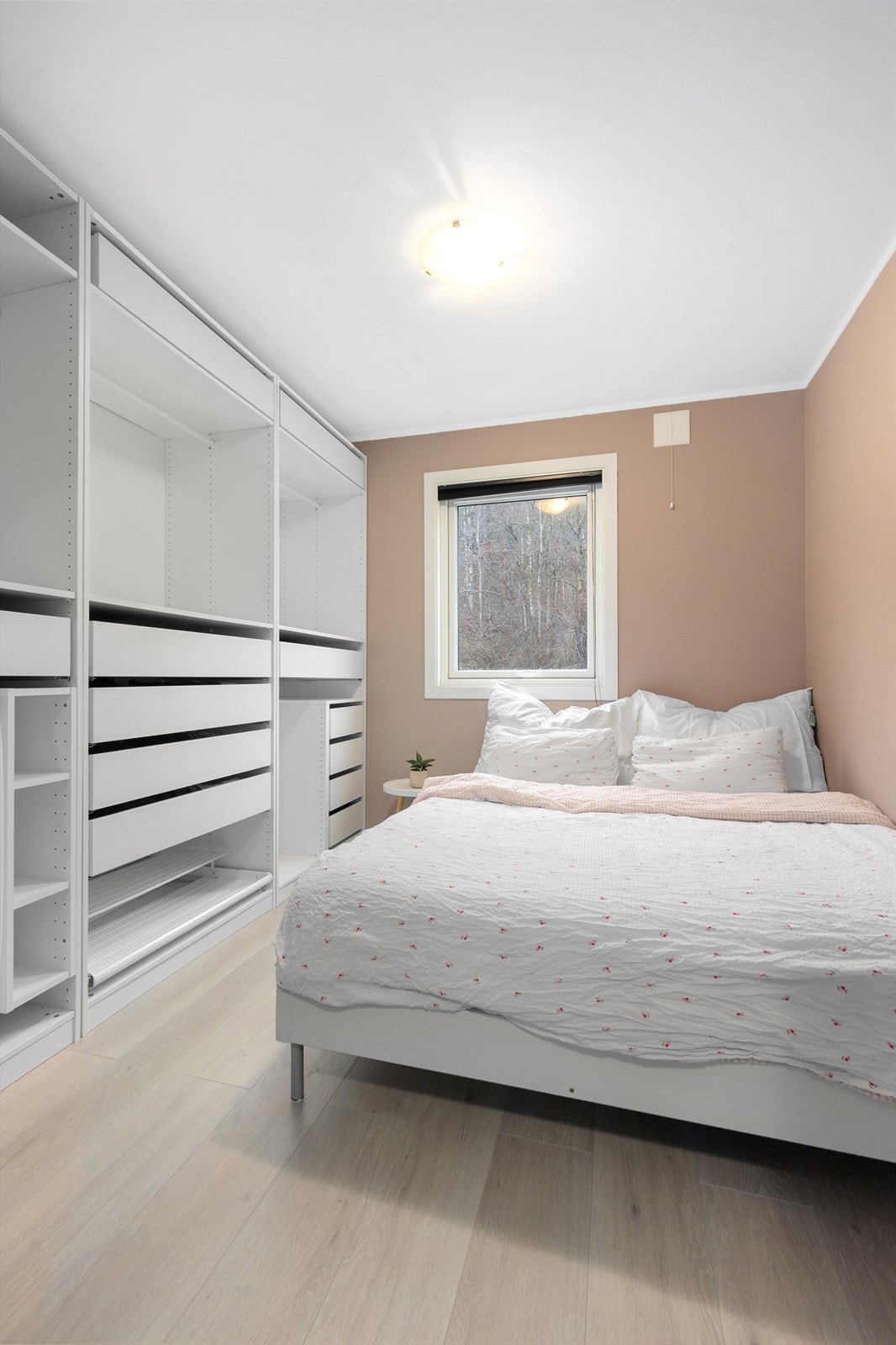 Soverom. Galleribilde