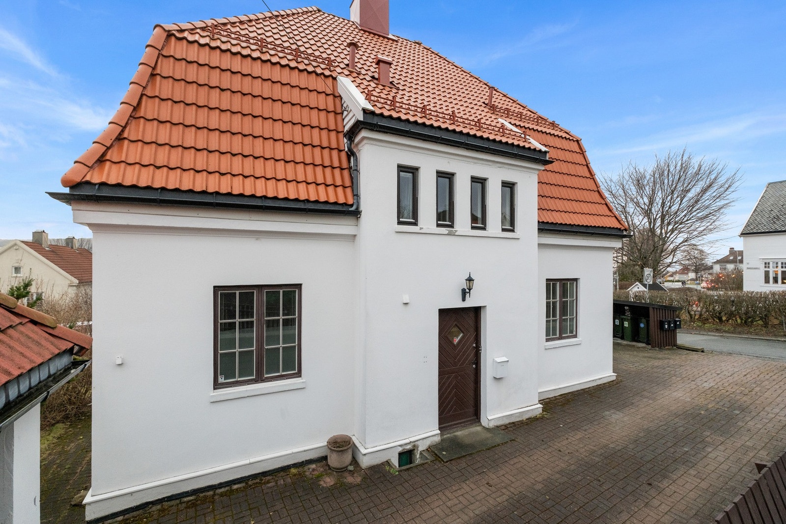 Singsaker er kjent som et av byens mest ærverdige villastrøk, preget av villaeiendommer fra rundt 1880 og fremover. Galleribilde