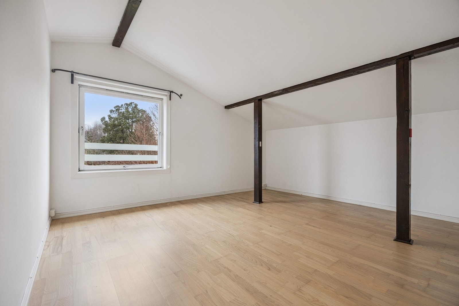 Soverom 4 i 2 etg. Galleribilde