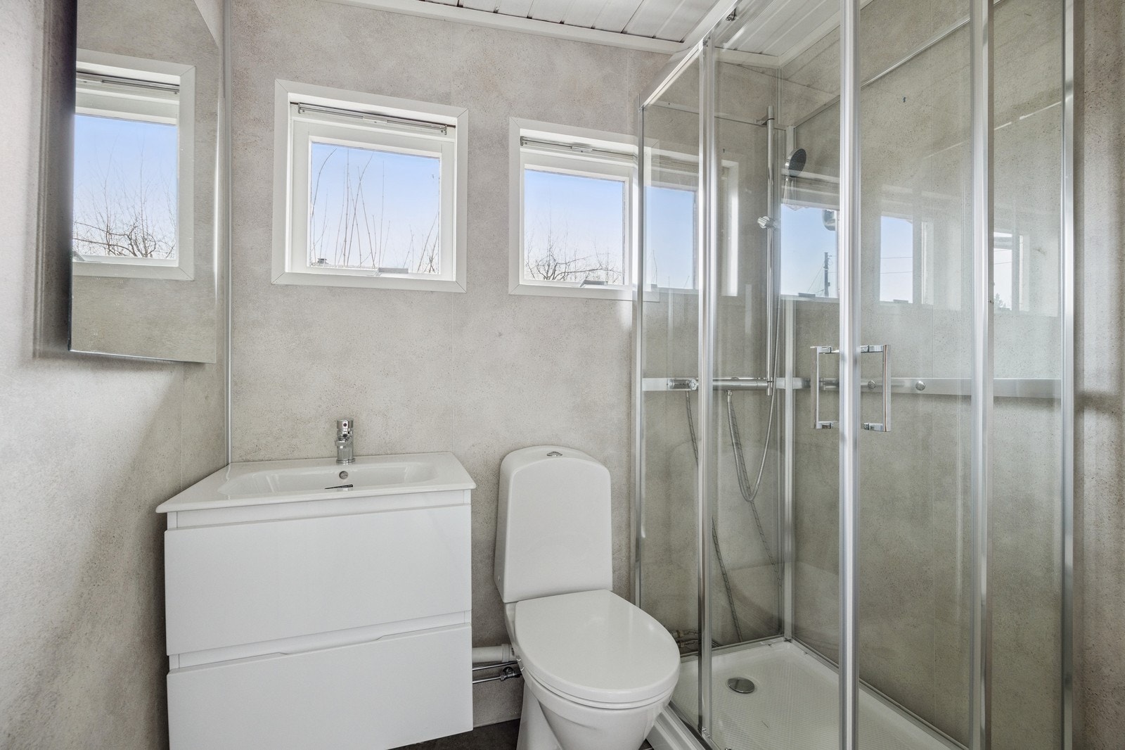 Nyrennovert bad i 1 etg. Galleribilde