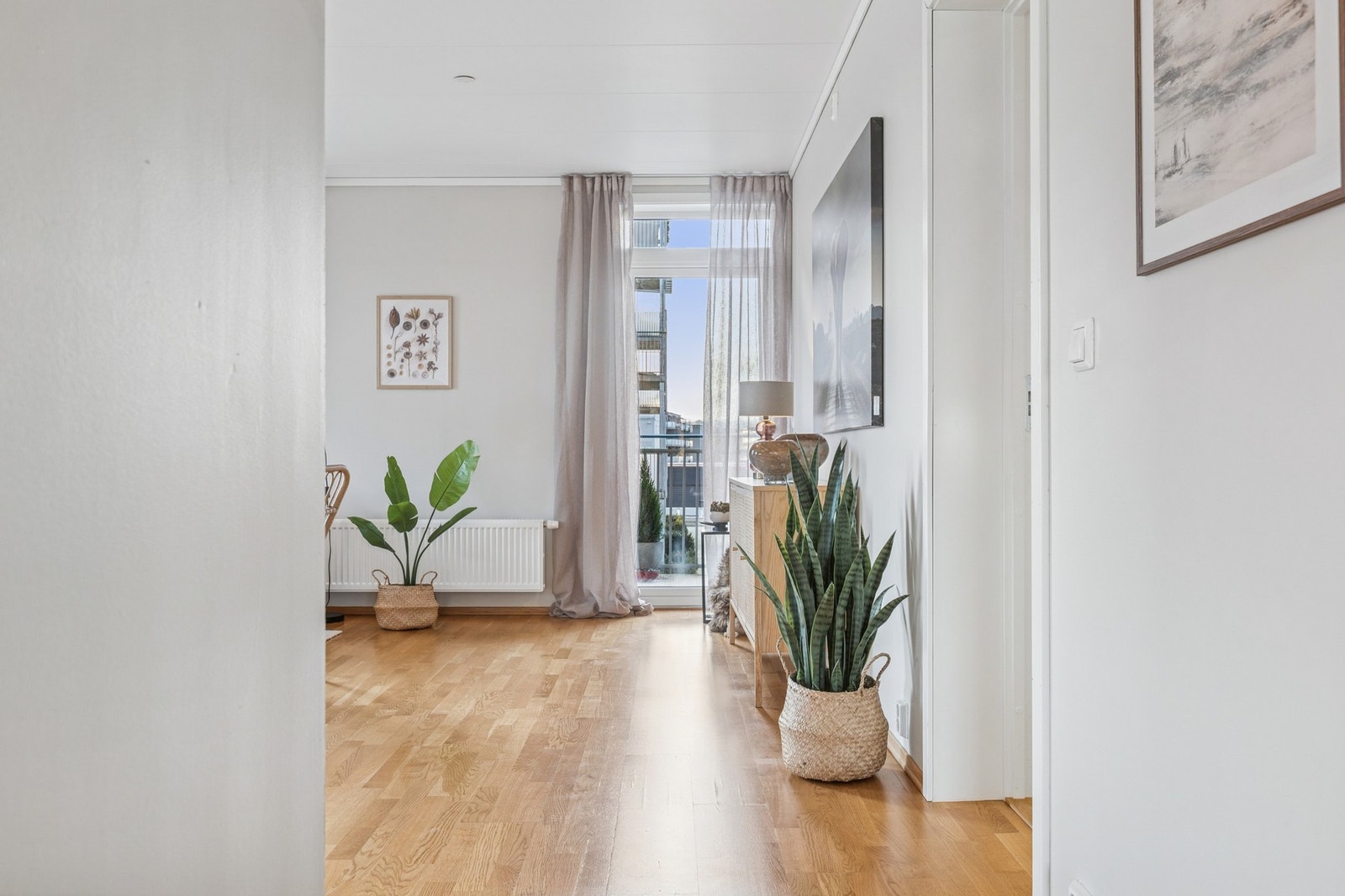 Boligen er holdt lys så her kan man enkelt innrede etter eget ønske. Galleribilde