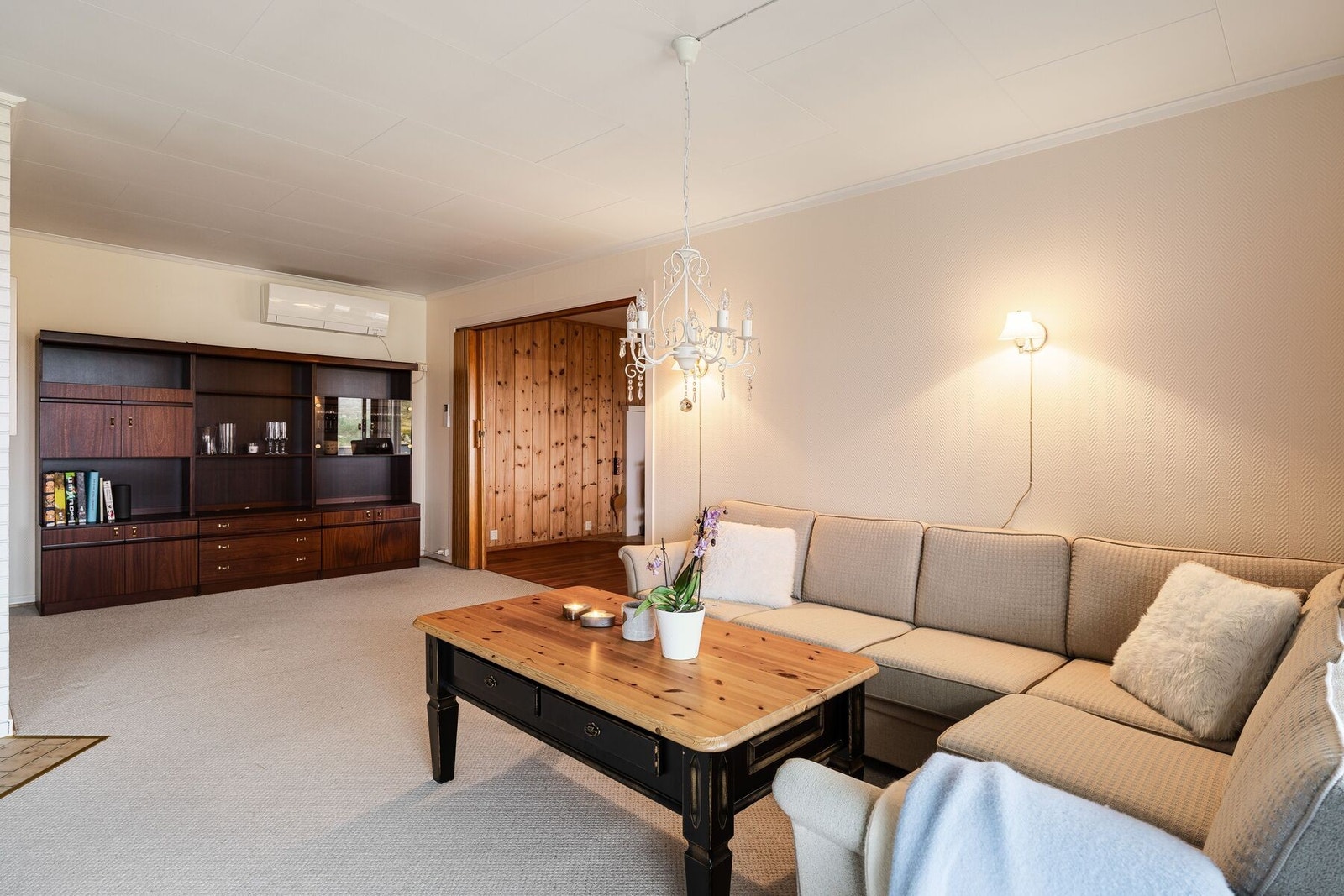 Her har man god plass til sofagruppe og annet møblement etter behov Galleribilde