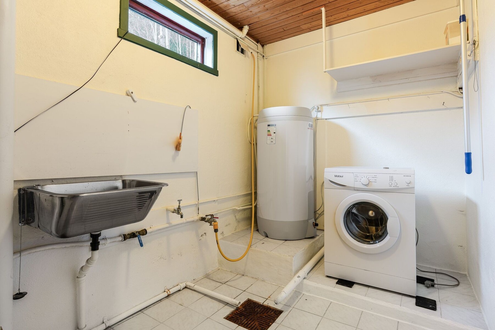 Vaskerom Galleribilde