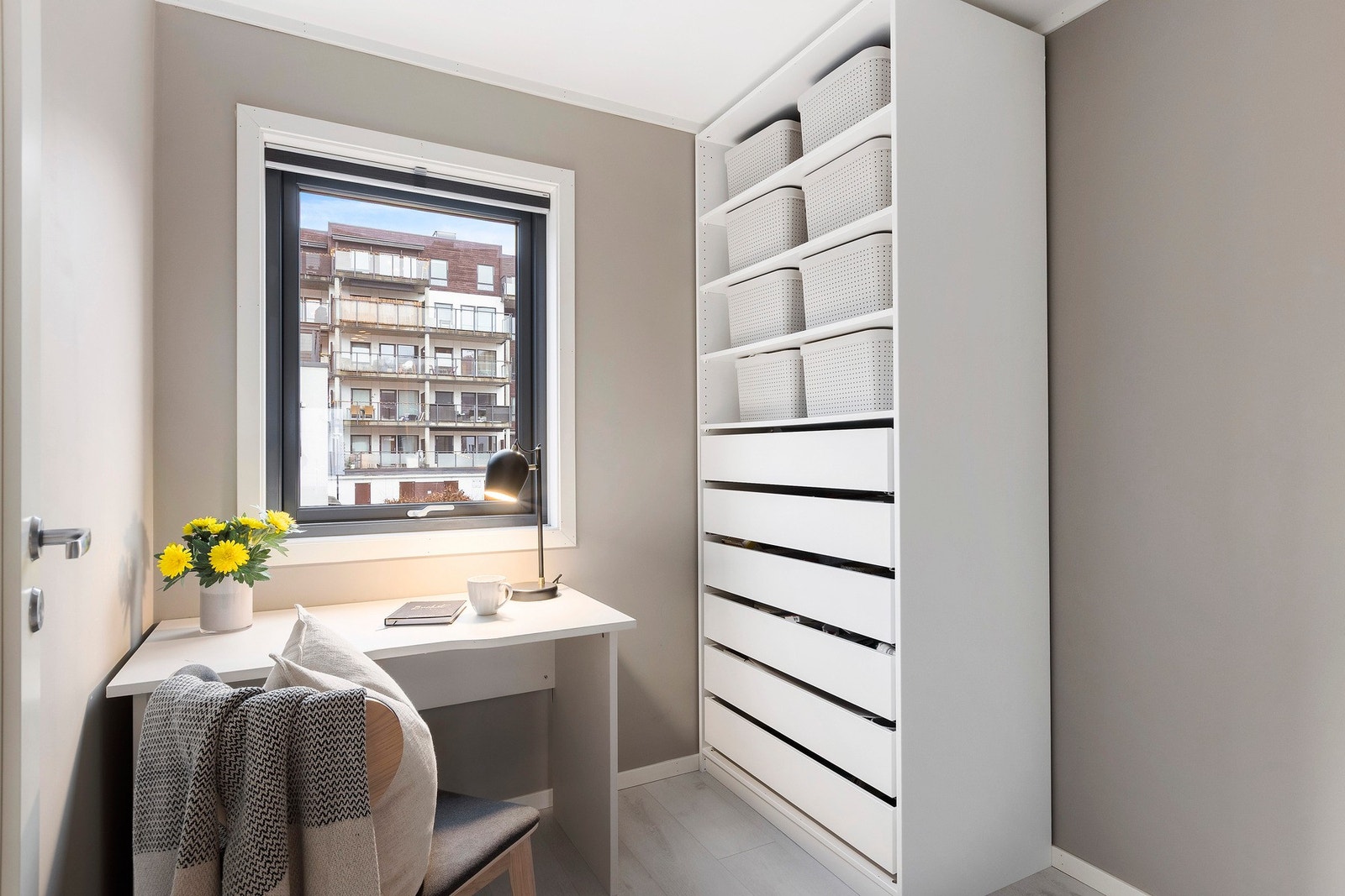 Rom benyttet som kontor Galleribilde