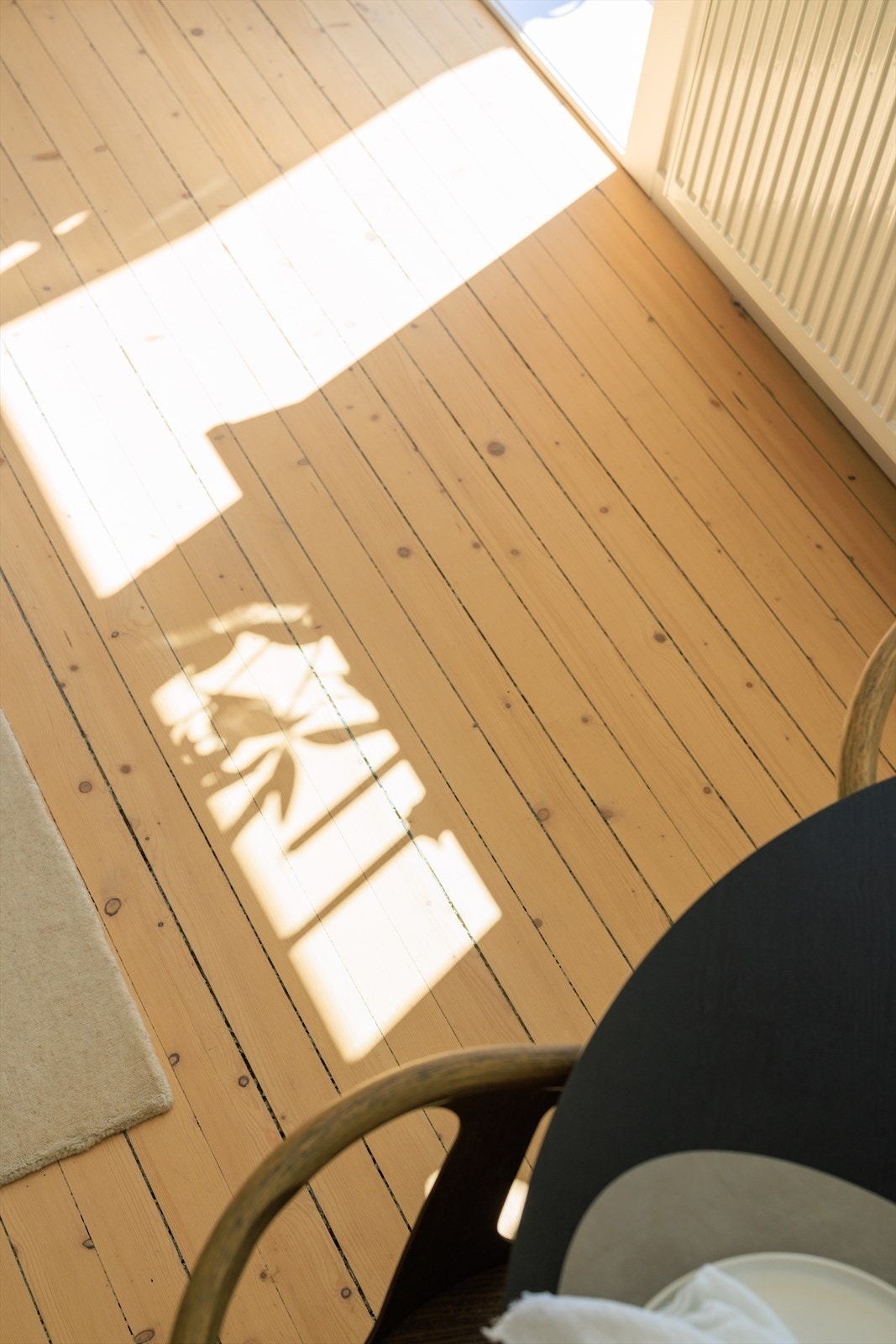 - I 2022 ble det originale tregulvet slipt og etterbehandlede - Galleribilde