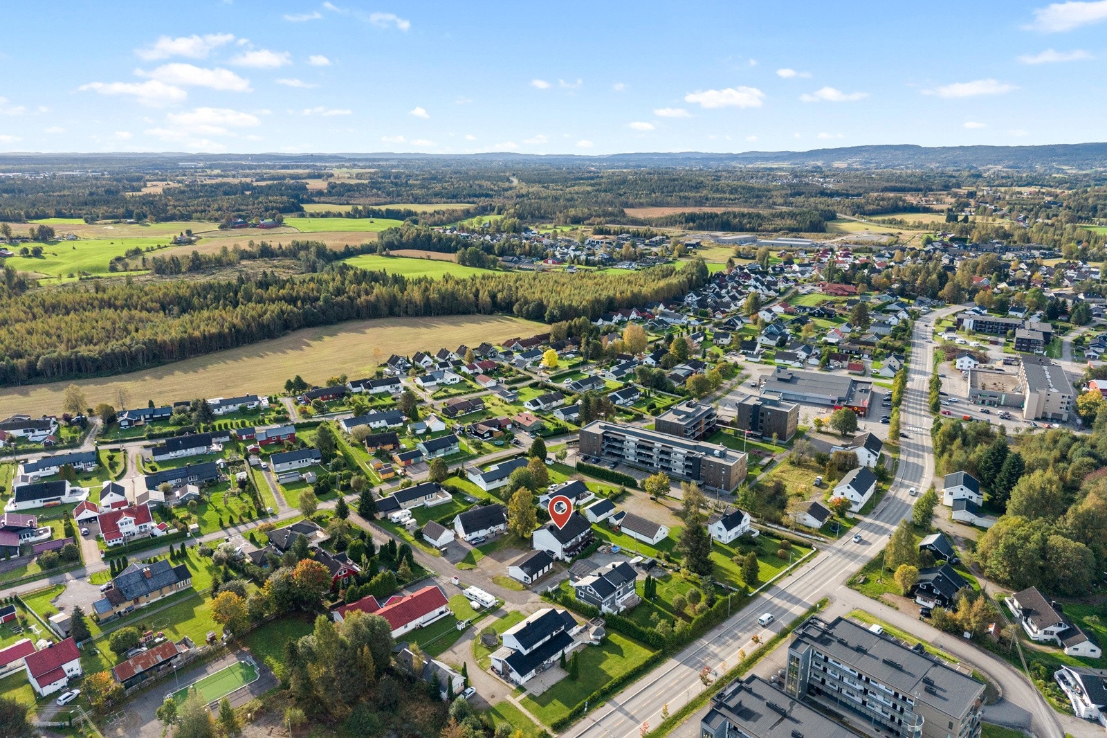 Dronebilde over nærområdet. Galleribilde
