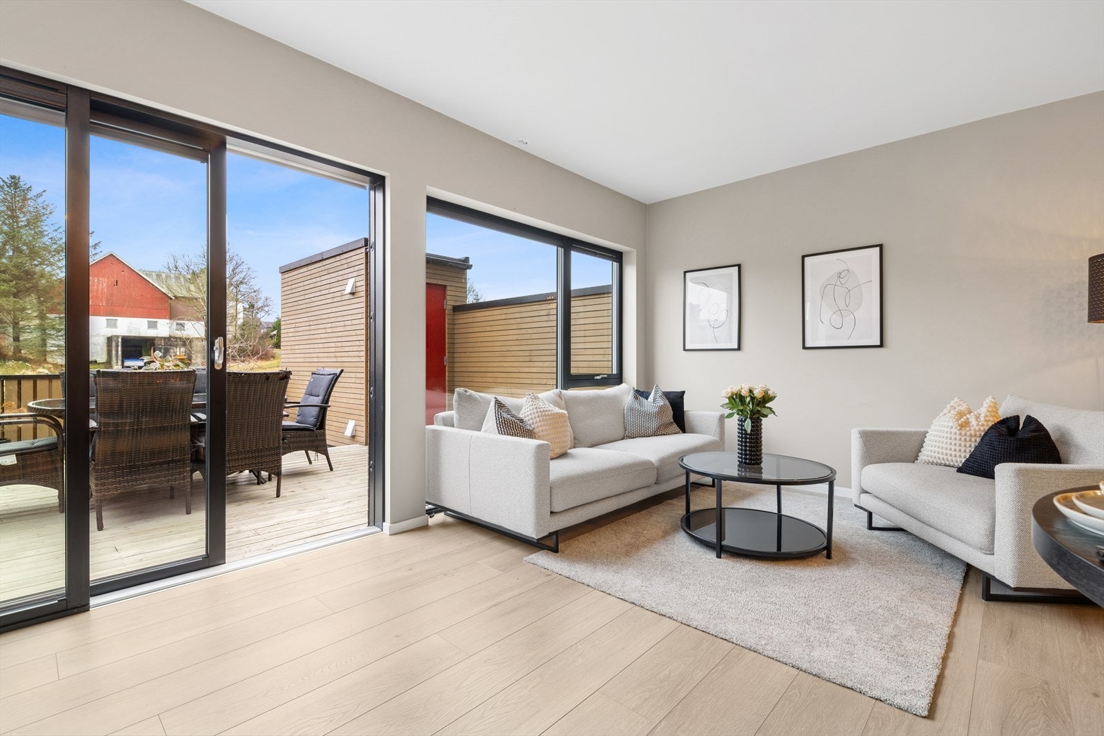 DNB Eiendom og Sondre Aamodt har gleden av å presentere et kjekt rekkehus i Vesleforen 18! Galleribilde