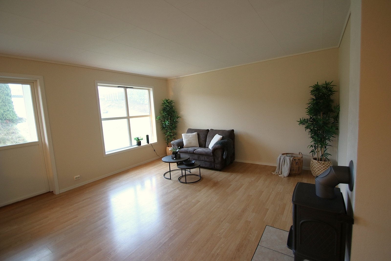 Her er god plass til stor sofagruppe. Galleribilde