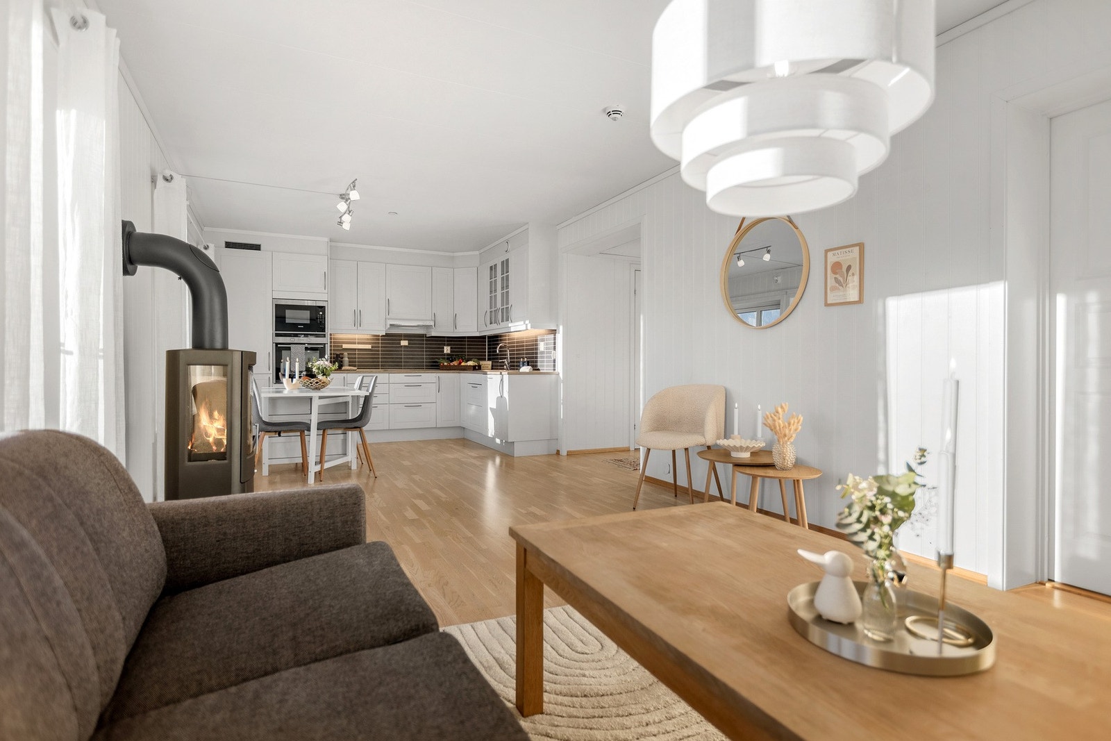 Leiligheten har en svært gjennomtenkt og funksjonell planløsning der alle kvadratmeter er utnyttet på en smart måte. Galleribilde